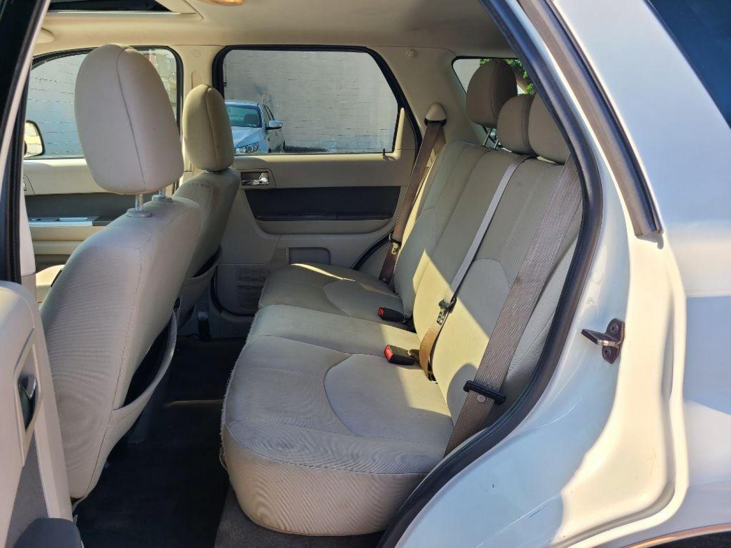 2010 WHITE MERCURY MARINER SUV (4M2CN8B7XAK) with an 2.5L engine, Automatic transmission, located at 117 North Cameron Street, Harrisburg, PA, 17101, (717) 963-8962, 40.266762, -76.875259 - WE FINANCE!!! Good Credit/ Bad Credit/ No Credit - ALL Trade-Ins Welcomed!!! ***Guaranteed Credit Approval*** APPLY ONLINE or CALL us TODAY ;) Internet Prices and Marketplace Prices are SPECIAL discounted ***CASH DEALS*** Retail Prices are higher. Please call us to discuss your cash and finan - Photo#13