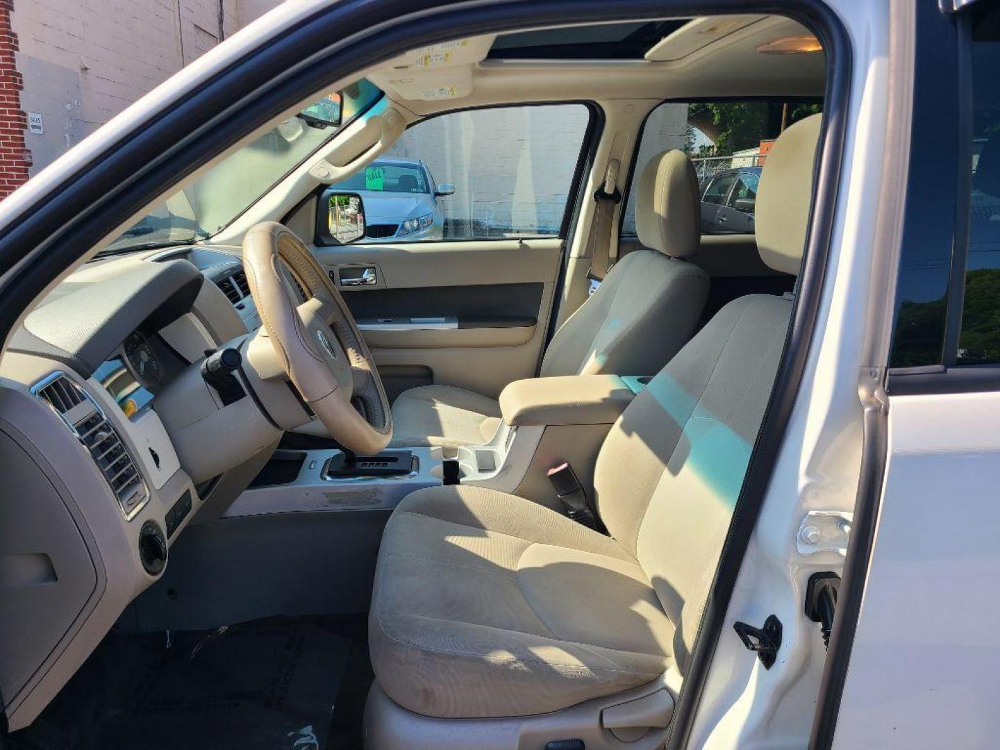 2010 WHITE MERCURY MARINER SUV (4M2CN8B7XAK) with an 2.5L engine, Automatic transmission, located at 117 North Cameron Street, Harrisburg, PA, 17101, (717) 963-8962, 40.266762, -76.875259 - WE FINANCE!!! Good Credit/ Bad Credit/ No Credit - ALL Trade-Ins Welcomed!!! ***Guaranteed Credit Approval*** APPLY ONLINE or CALL us TODAY ;) Internet Prices and Marketplace Prices are SPECIAL discounted ***CASH DEALS*** Retail Prices are higher. Please call us to discuss your cash and finan - Photo#14