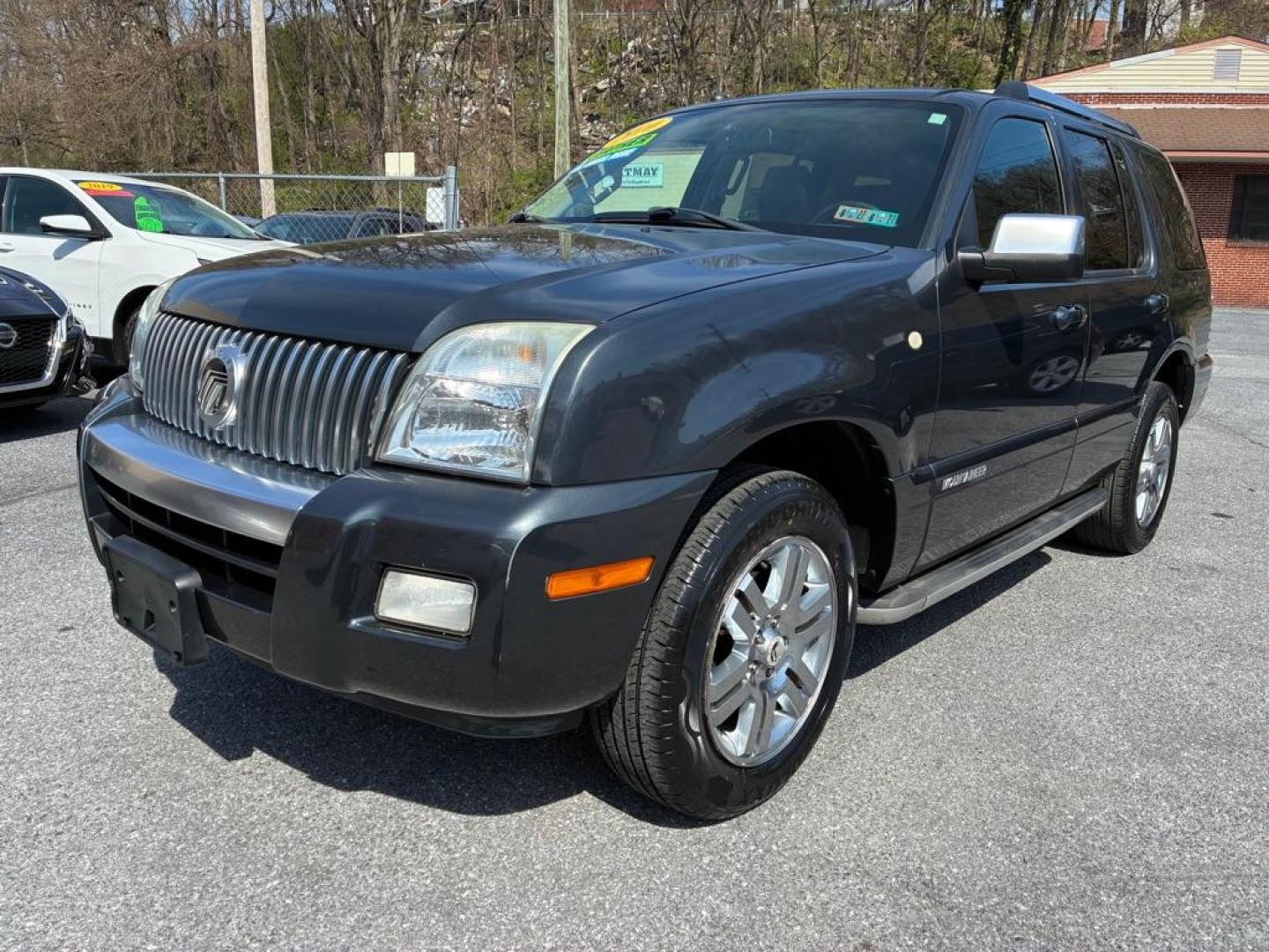 2010 GRAY MERCURY MOUNTAINEER PREMIER (4M2EN4JE6AU) with an 4.0L engine, Automatic transmission, located at 117 North Cameron Street, Harrisburg, PA, 17101, (717) 963-8962, 40.266762, -76.875259 - WE FINANCE!!! Good Credit/ Challenged Credit/ No Credit - ALL Trade-Ins Welcomed!!! APPLY ONLINE or CALL us TODAY ;) Please call us to discuss your cash and/or financing options. - Photo#0