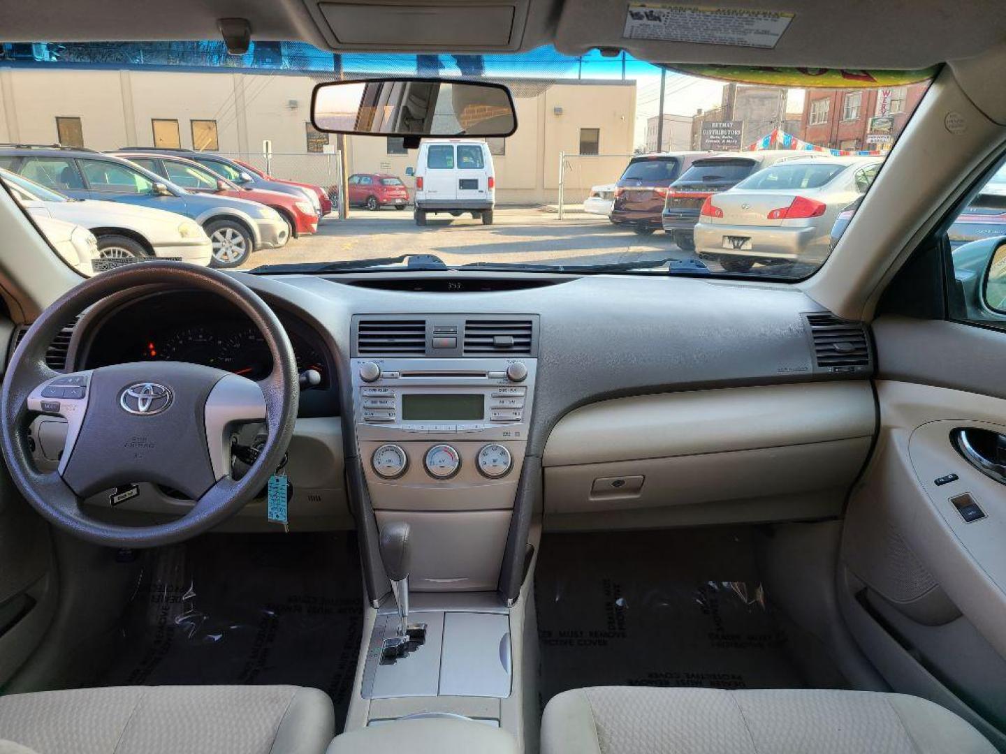 2010 GREEN TOYOTA CAMRY LE (4T1BF3EK2AU) with an 2.5L engine, Automatic transmission, located at 7981 Paxton Street, Harrisburg, PA, 17111, (717) 561-2926, 40.261490, -76.749229 - WE FINANCE!!! Good Credit/ Bad Credit/ No Credit - ALL Trade-Ins Welcomed!!! ***Guaranteed Credit Approval*** APPLY ONLINE or CALL us TODAY ;) Internet Prices and Marketplace Prices are SPECIAL discounted ***CASH DEALS*** Retail Prices are higher. Please call us to discuss your cash and finan - Photo#9