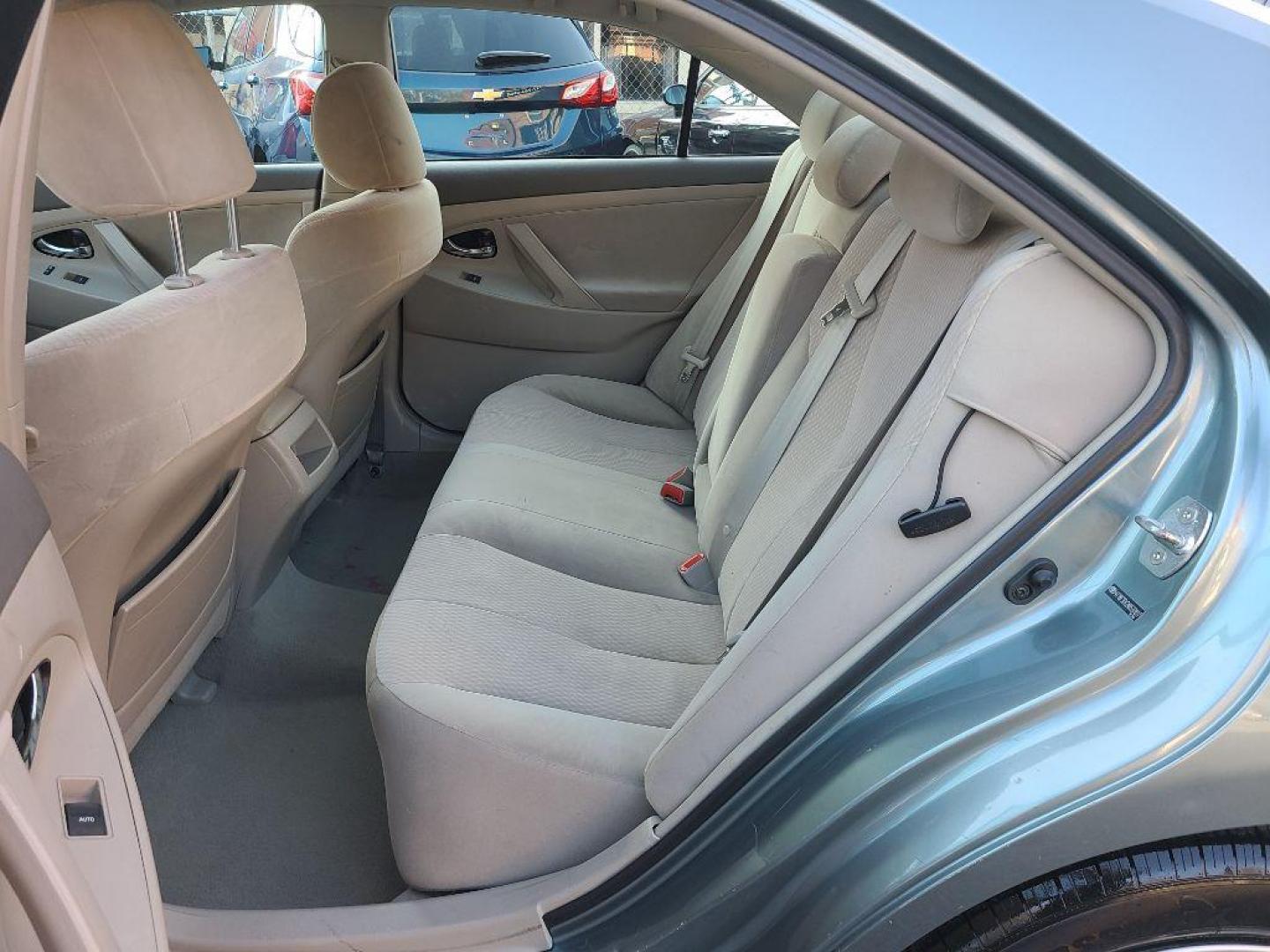 2010 GREEN TOYOTA CAMRY LE (4T1BF3EK2AU) with an 2.5L engine, Automatic transmission, located at 7981 Paxton Street, Harrisburg, PA, 17111, (717) 561-2926, 40.261490, -76.749229 - WE FINANCE!!! Good Credit/ Bad Credit/ No Credit - ALL Trade-Ins Welcomed!!! ***Guaranteed Credit Approval*** APPLY ONLINE or CALL us TODAY ;) Internet Prices and Marketplace Prices are SPECIAL discounted ***CASH DEALS*** Retail Prices are higher. Please call us to discuss your cash and finan - Photo#11