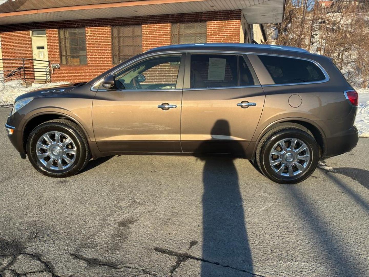 2011 BROWN BUICK ENCLAVE CXL (5GAKRBED7BJ) with an 3.6L engine, Automatic transmission, located at 117 North Cameron Street, Harrisburg, PA, 17101, (717) 963-8962, 40.266762, -76.875259 - WE FINANCE!!! Good Credit/ Challenged Credit/ No Credit - ALL Trade-Ins Welcomed!!! APPLY ONLINE or CALL us TODAY ;) Please call us to discuss your cash and/or financing options. - Photo#1