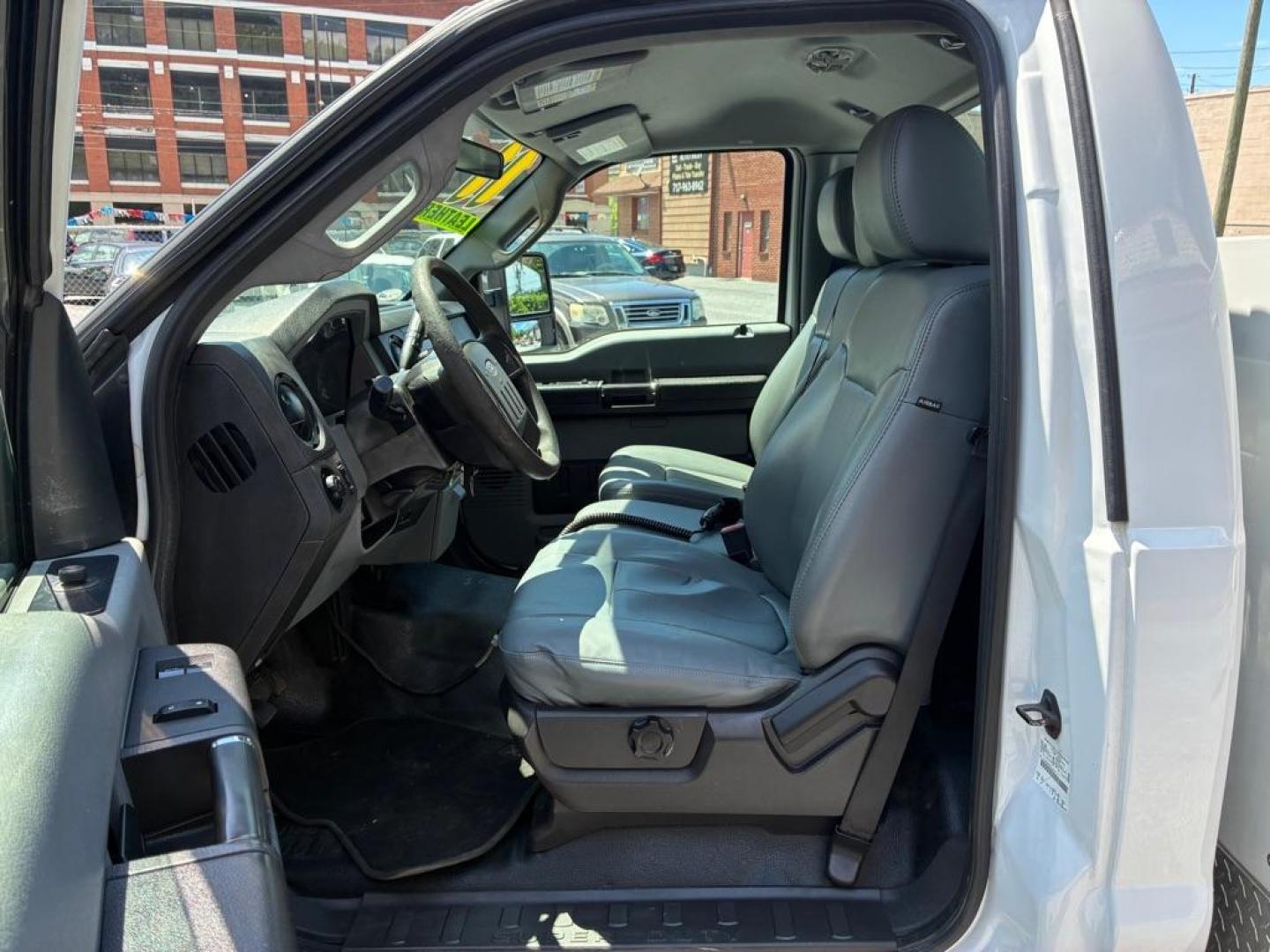 2011 WHITE FORD F250 SUPER DUTY (1FDBF2B61BE) with an 6.2L engine, Automatic transmission, located at 117 North Cameron Street, Harrisburg, PA, 17101, (717) 963-8962, 40.266762, -76.875259 - WE FINANCE!!! MOST vehicles are available for financing. Good Credit/ Challenged Credit/ No Credit - ALL Trade-Ins Welcomed!!! APPLY ONLINE or CALL us TODAY Please call us to discuss your cash and/or financing options. Thanks for checking our inventory! We're here to help.- Photo#13