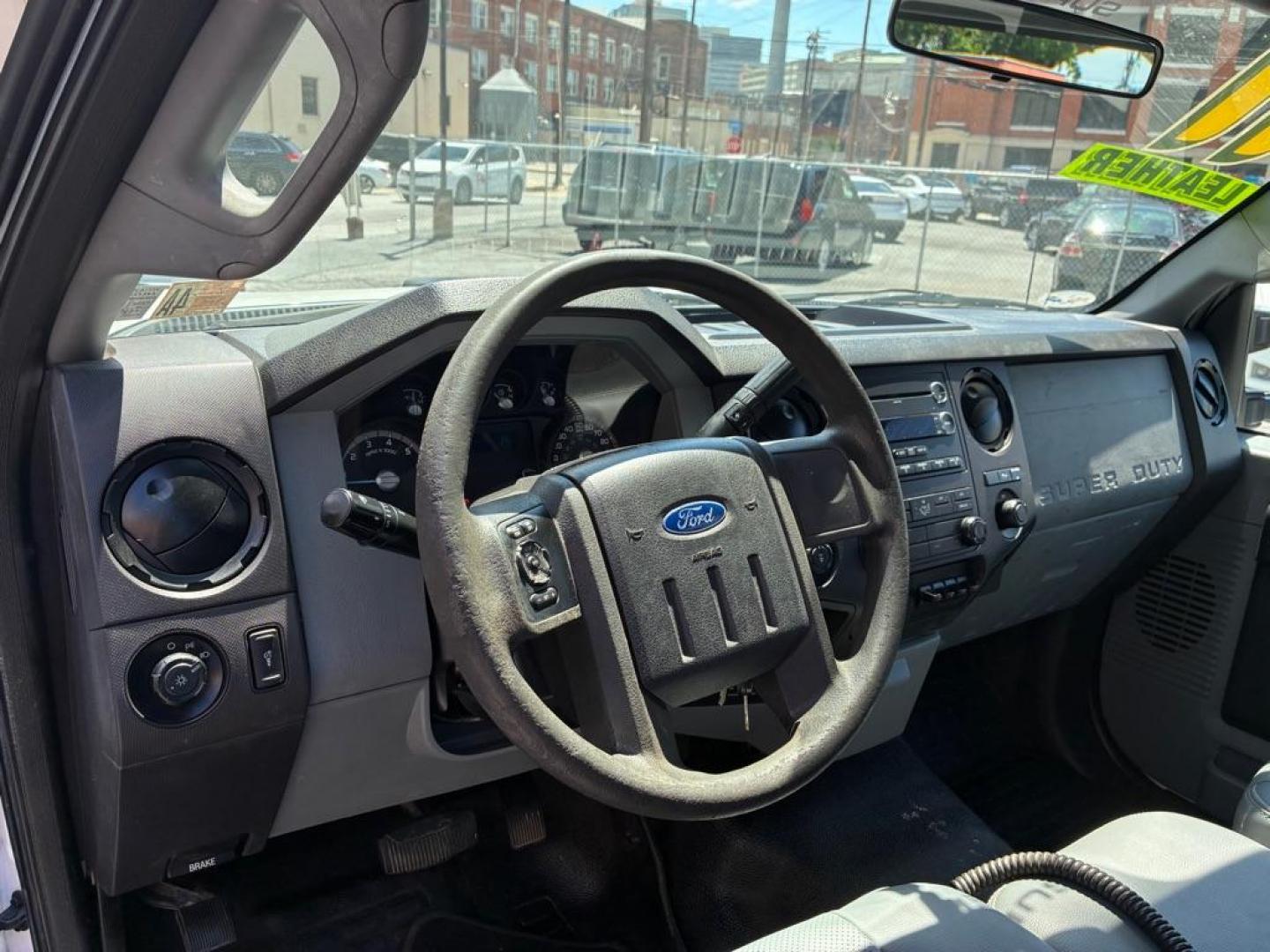 2011 WHITE FORD F250 SUPER DUTY (1FDBF2B61BE) with an 6.2L engine, Automatic transmission, located at 117 North Cameron Street, Harrisburg, PA, 17101, (717) 963-8962, 40.266762, -76.875259 - WE FINANCE!!! MOST vehicles are available for financing. Good Credit/ Challenged Credit/ No Credit - ALL Trade-Ins Welcomed!!! APPLY ONLINE or CALL us TODAY Please call us to discuss your cash and/or financing options. Thanks for checking our inventory! We're here to help.- Photo#14