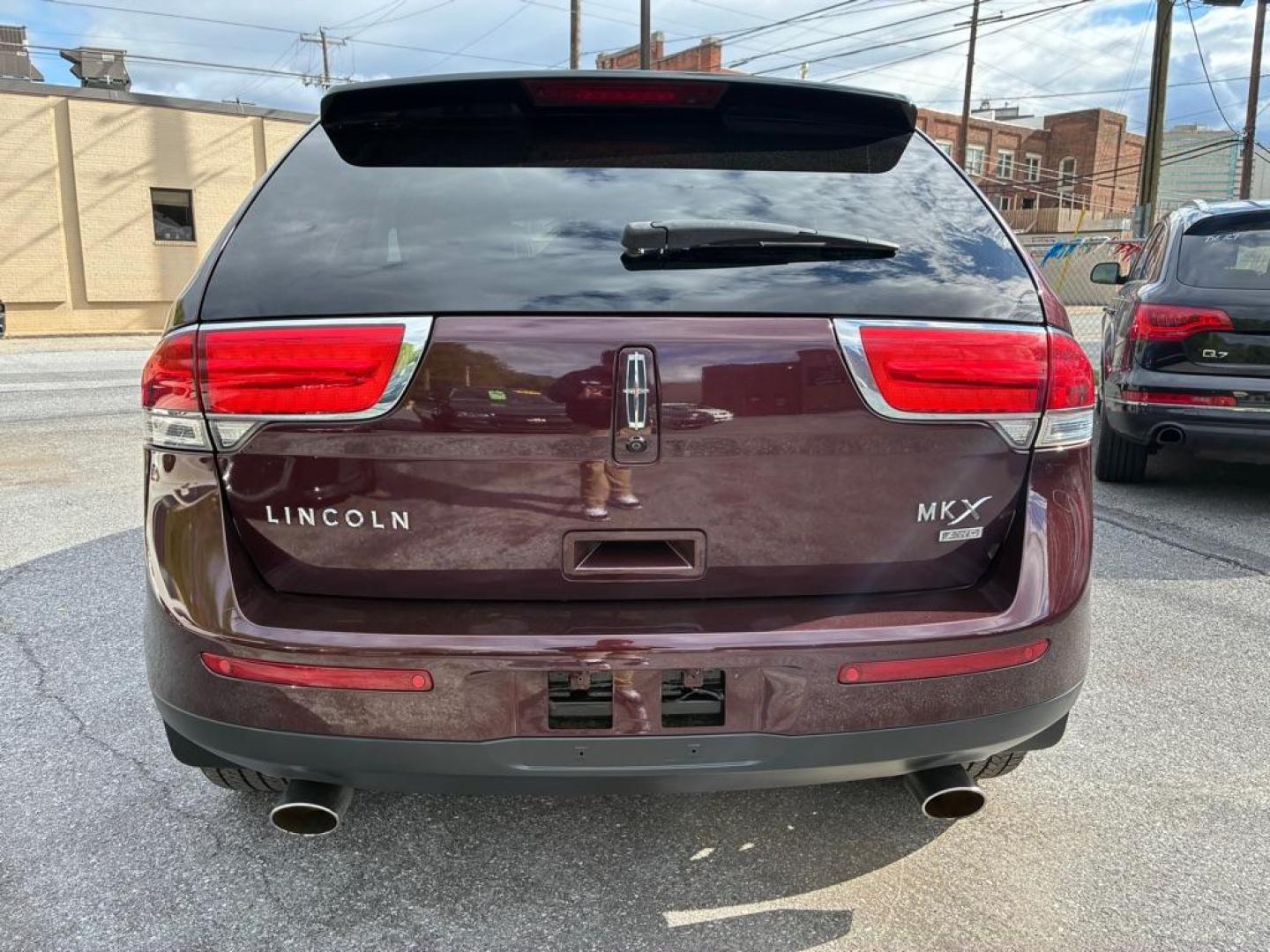 2011 BURGAN LINCOLN MKX (2LMDJ8JKXBB) with an 3.7L engine, Automatic transmission, located at 117 North Cameron Street, Harrisburg, PA, 17101, (717) 963-8962, 40.266762, -76.875259 - WE FINANCE!!! MOST vehicles are available for financing. Good Credit/ Challenged Credit/ No Credit - ALL Trade-Ins Welcomed!!! APPLY ONLINE or CALL us TODAY Please call us to discuss your cash and/or financing options. Thanks for checking our inventory! We're here to help. - Photo#3