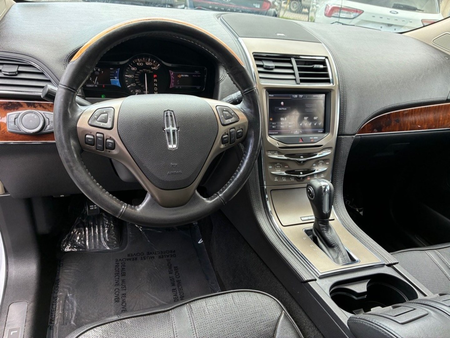 2011 SILVER LINCOLN MKX (2LMDJ8JK4BB) with an 3.7L engine, Automatic transmission, located at 117 North Cameron Street, Harrisburg, PA, 17101, (717) 963-8962, 40.266762, -76.875259 - WE FINANCE!!! MOST vehicles are available for financing. Good Credit/ Challenged Credit/ No Credit - ALL Trade-Ins Welcomed!!! APPLY ONLINE or CALL us TODAY Please call us to discuss your cash and/or financing options. Thanks for checking our inventory! We're here to help.- Photo#14