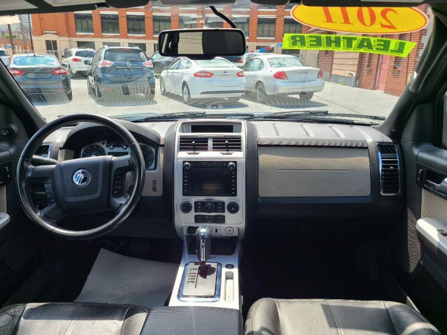 2011 BLUE MERCURY MARINER PREMIER (4M2CN9H73BK) with an 2.5L engine, Automatic transmission, located at 117 North Cameron Street, Harrisburg, PA, 17101, (717) 963-8962, 40.266762, -76.875259 - WE FINANCE!!! Good Credit/ Bad Credit/ No Credit - ALL Trade-Ins Welcomed!!! ***Guaranteed Credit Approval*** APPLY ONLINE or CALL us TODAY ;) Internet Prices and Marketplace Prices are SPECIAL discounted ***CASH DEALS*** Retail Prices are higher. Please call us to discuss your cash and finan - Photo#9