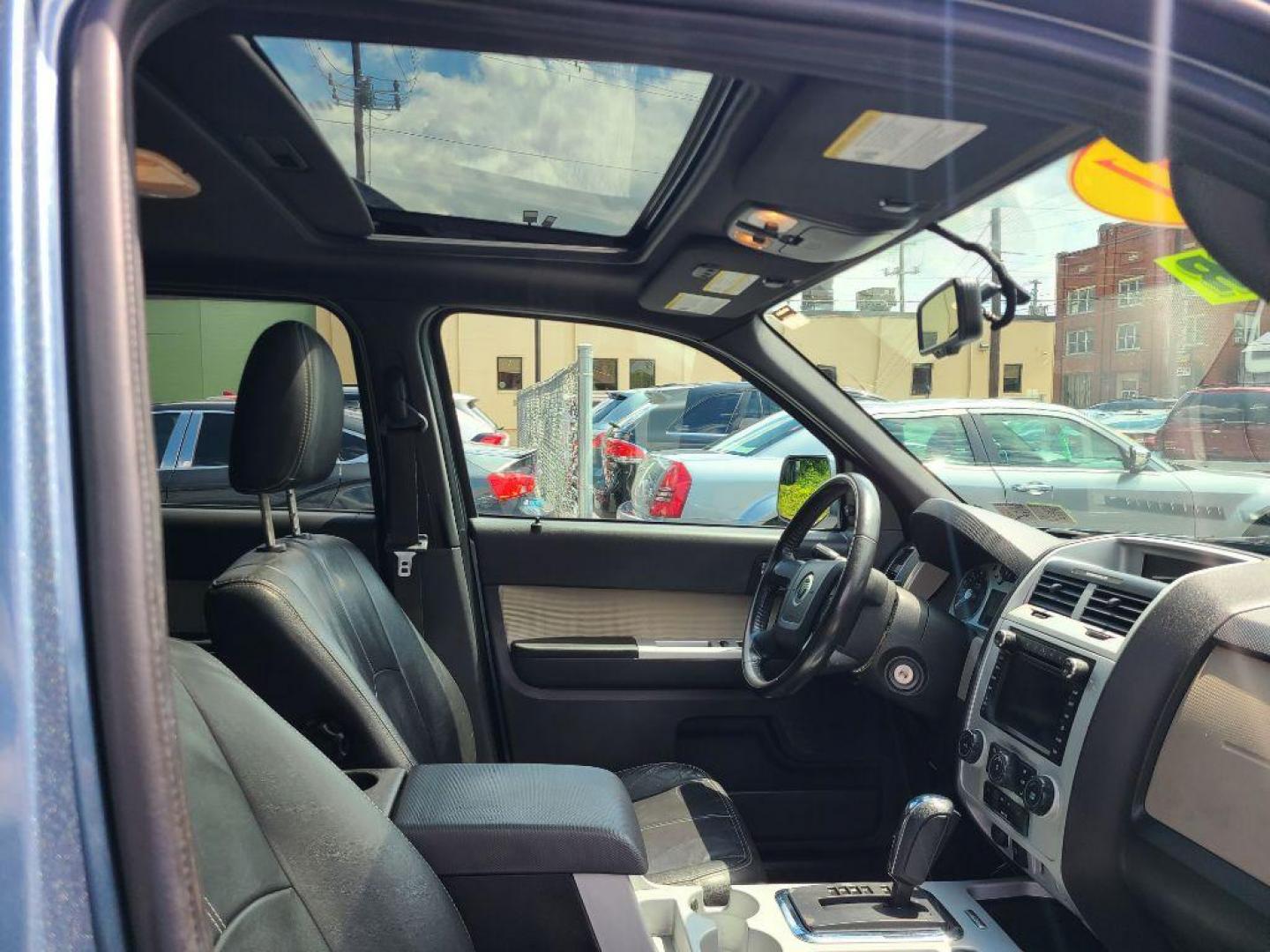 2011 BLUE MERCURY MARINER PREMIER (4M2CN9H73BK) with an 2.5L engine, Automatic transmission, located at 117 North Cameron Street, Harrisburg, PA, 17101, (717) 963-8962, 40.266762, -76.875259 - WE FINANCE!!! Good Credit/ Bad Credit/ No Credit - ALL Trade-Ins Welcomed!!! ***Guaranteed Credit Approval*** APPLY ONLINE or CALL us TODAY ;) Internet Prices and Marketplace Prices are SPECIAL discounted ***CASH DEALS*** Retail Prices are higher. Please call us to discuss your cash and finan - Photo#10