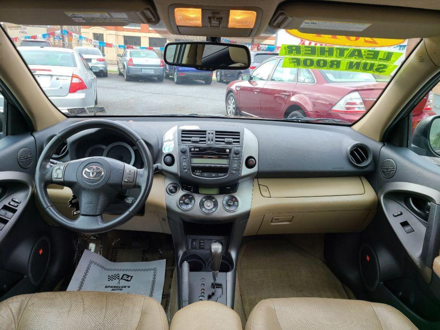 2011 SILVER TOYOTA RAV4 LIMITED (2T3DF4DV1BW) with an 2.5L engine, Automatic transmission, located at 7981 Paxton Street, Harrisburg, PA, 17111, (717) 561-2926, 40.261490, -76.749229 - WE FINANCE!!! Good Credit/ Bad Credit/ No Credit - ALL Trade-Ins Welcomed!!! ***Guaranteed Credit Approval*** APPLY ONLINE or CALL us TODAY ;) Internet Prices and Marketplace Prices are SPECIAL discounted ***CASH DEALS*** Retail Prices are higher. Please call us to discuss your cash and finan - Photo#11