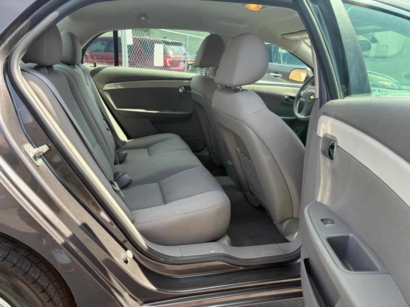 2012 GRAY CHEVROLET MALIBU LS (1G1ZA5EUXCF) with an 2.4L engine, Automatic transmission, located at 117 North Cameron Street, Harrisburg, PA, 17101, (717) 963-8962, 40.266762, -76.875259 - WE FINANCE!!! Good Credit/ Challenged Credit/ No Credit - ALL Trade-Ins Welcomed!!! APPLY ONLINE or CALL us TODAY ;) Please call us to discuss your cash and/or financing options. - Photo#9