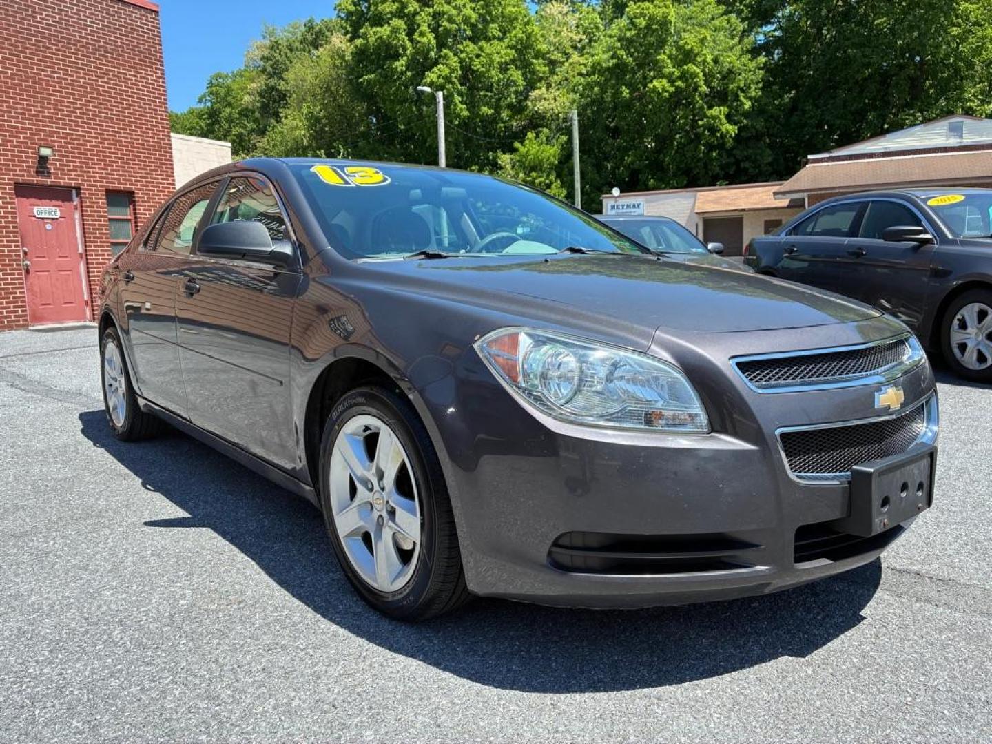 2012 GRAY CHEVROLET MALIBU LS (1G1ZA5EU9CF) with an 2.4L engine, Automatic transmission, located at 117 North Cameron Street, Harrisburg, PA, 17101, (717) 963-8962, 40.266762, -76.875259 - WE FINANCE!!! MOST vehicles are available for financing. Good Credit/ Challenged Credit/ No Credit - ALL Trade-Ins Welcomed!!! APPLY ONLINE or CALL us TODAY Please call us to discuss your cash and/or financing options. Thanks for checking our inventory! We're here to help. - Photo#6