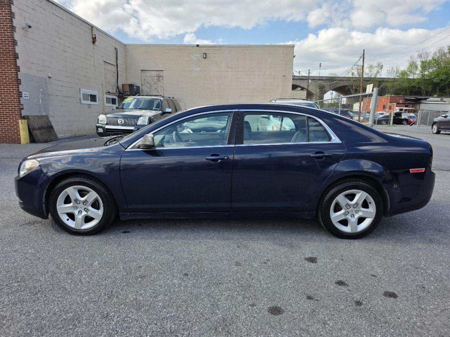 2012 BLUE CHEVROLET MALIBU LS (1G1ZA5EU3CF) with an 2.4L engine, Automatic transmission, located at 117 North Cameron Street, Harrisburg, PA, 17101, (717) 963-8962, 40.266762, -76.875259 - WE FINANCE!!! MOST vehicles are available for financing. Good Credit/ Challenged Credit/ No Credit - ALL Trade-Ins Welcomed!!! APPLY ONLINE or CALL us TODAY Please call us to discuss your cash and/or financing options. Thanks for checking our inventory! We're here to help. - Photo#1