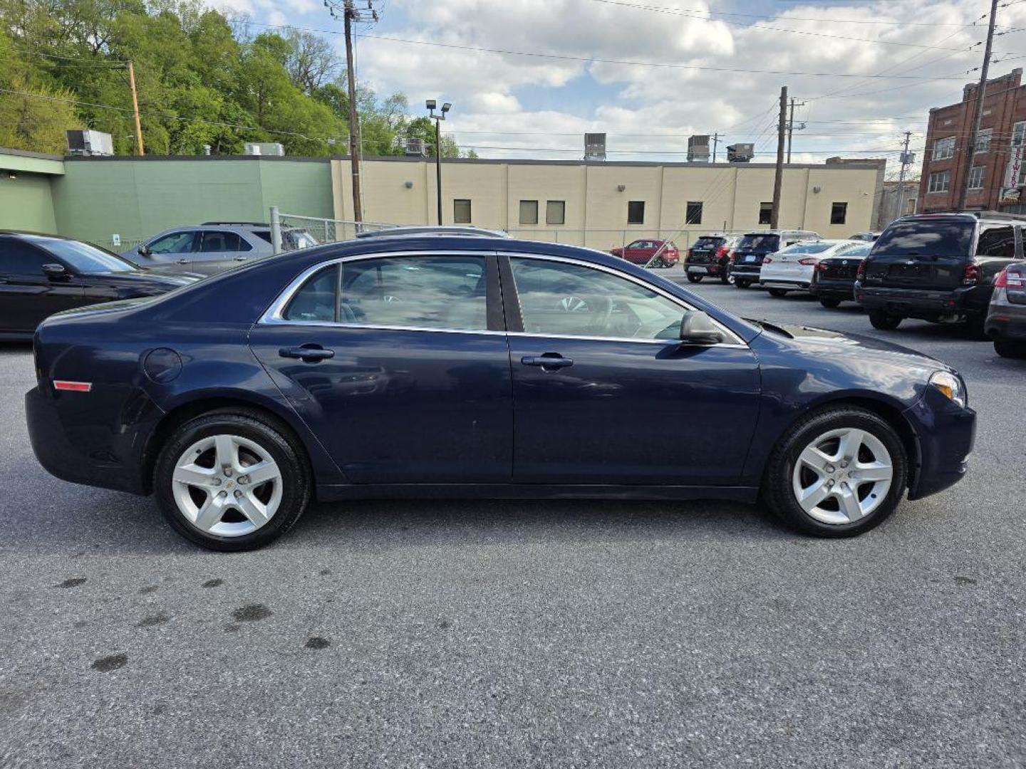 2012 BLUE CHEVROLET MALIBU LS (1G1ZA5EU3CF) with an 2.4L engine, Automatic transmission, located at 117 North Cameron Street, Harrisburg, PA, 17101, (717) 963-8962, 40.266762, -76.875259 - WE FINANCE!!! MOST vehicles are available for financing. Good Credit/ Challenged Credit/ No Credit - ALL Trade-Ins Welcomed!!! APPLY ONLINE or CALL us TODAY Please call us to discuss your cash and/or financing options. Thanks for checking our inventory! We're here to help. - Photo#5