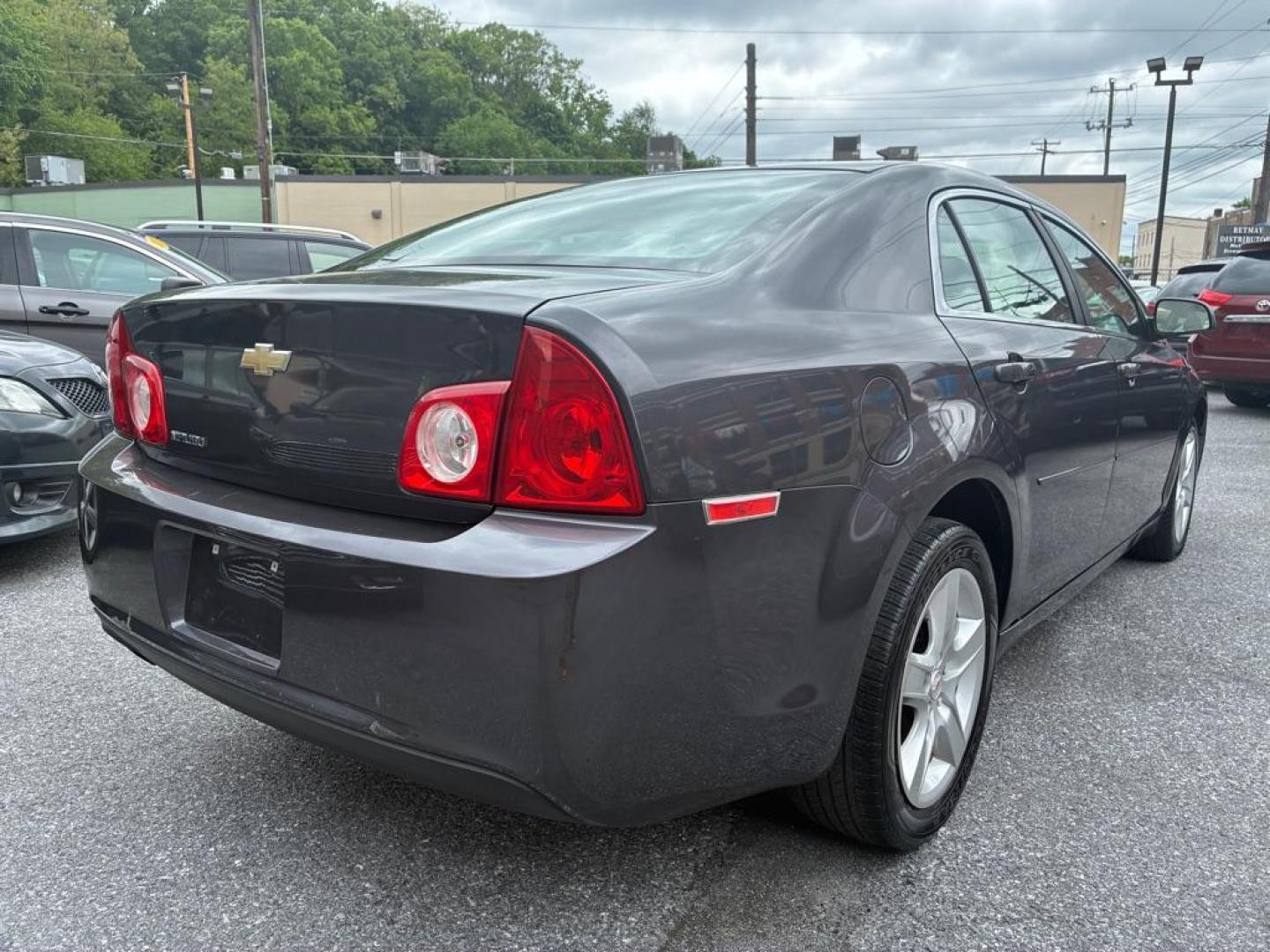 2012 GRAY CHEVROLET MALIBU LS (1G1ZA5EU4CF) with an 2.4L engine, Automatic transmission, located at 117 North Cameron Street, Harrisburg, PA, 17101, (717) 963-8962, 40.266762, -76.875259 - WE FINANCE!!! MOST vehicles are available for financing. Good Credit/ Challenged Credit/ No Credit - ALL Trade-Ins Welcomed!!! APPLY ONLINE or CALL us TODAY Please call us to discuss your cash and/or financing options. Thanks for checking our inventory! We're here to help. - Photo#4