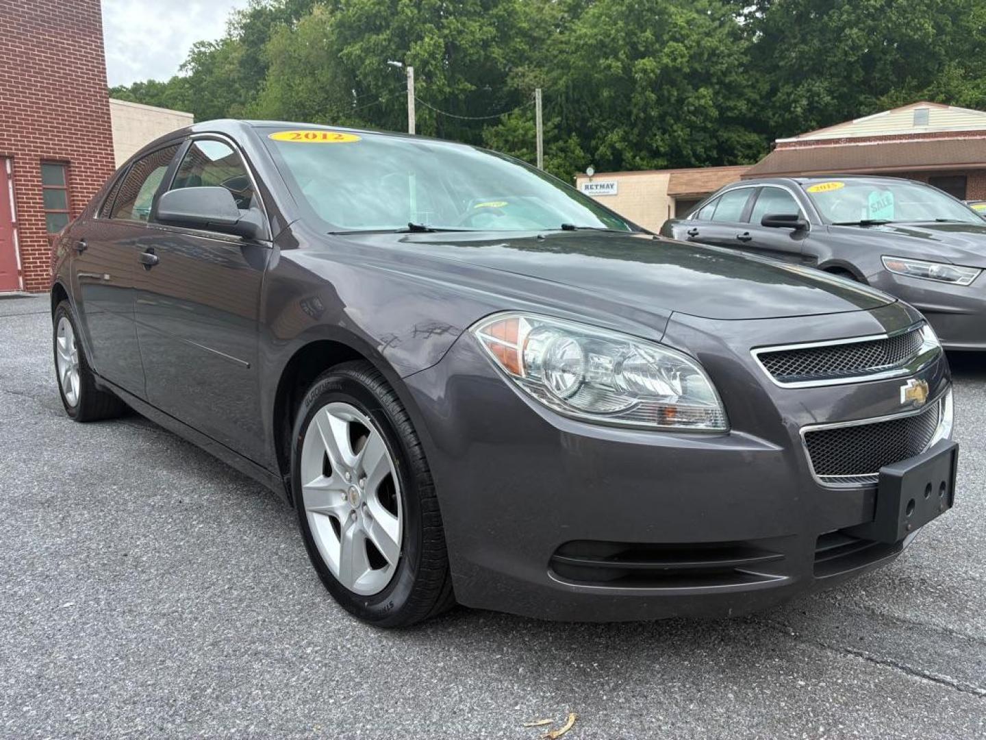 2012 GRAY CHEVROLET MALIBU LS (1G1ZA5EU4CF) with an 2.4L engine, Automatic transmission, located at 117 North Cameron Street, Harrisburg, PA, 17101, (717) 963-8962, 40.266762, -76.875259 - WE FINANCE!!! MOST vehicles are available for financing. Good Credit/ Challenged Credit/ No Credit - ALL Trade-Ins Welcomed!!! APPLY ONLINE or CALL us TODAY Please call us to discuss your cash and/or financing options. Thanks for checking our inventory! We're here to help. - Photo#6