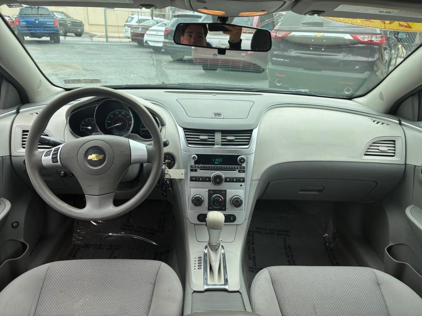 2012 GRAY CHEVROLET MALIBU LS (1G1ZA5EU4CF) with an 2.4L engine, Automatic transmission, located at 117 North Cameron Street, Harrisburg, PA, 17101, (717) 963-8962, 40.266762, -76.875259 - WE FINANCE!!! MOST vehicles are available for financing. Good Credit/ Challenged Credit/ No Credit - ALL Trade-Ins Welcomed!!! APPLY ONLINE or CALL us TODAY Please call us to discuss your cash and/or financing options. Thanks for checking our inventory! We're here to help. - Photo#12
