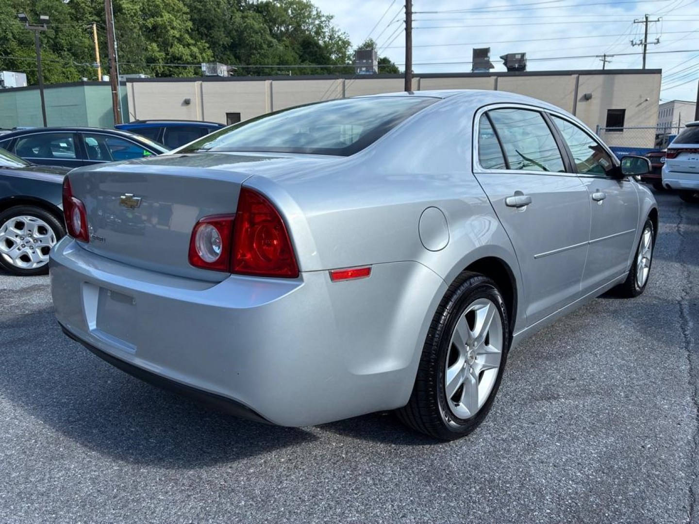 2012 SILVER CHEVROLET MALIBU LS (1G1ZA5EU1CF) with an 2.4L engine, Automatic transmission, located at 117 North Cameron Street, Harrisburg, PA, 17101, (717) 963-8962, 40.266762, -76.875259 - WE FINANCE!!! MOST vehicles are available for financing. Good Credit/ Challenged Credit/ No Credit - ALL Trade-Ins Welcomed!!! APPLY ONLINE or CALL us TODAY Please call us to discuss your cash and/or financing options. Thanks for checking our inventory! We're here to help.- Photo#4