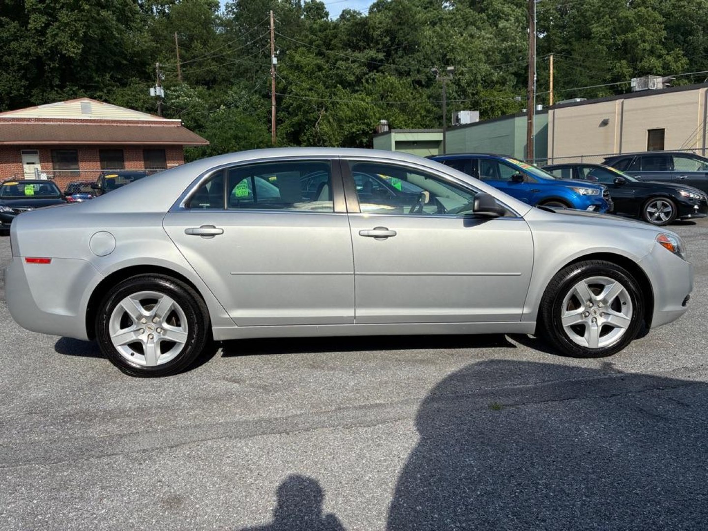 2012 SILVER CHEVROLET MALIBU LS (1G1ZA5EU1CF) with an 2.4L engine, Automatic transmission, located at 117 North Cameron Street, Harrisburg, PA, 17101, (717) 963-8962, 40.266762, -76.875259 - WE FINANCE!!! MOST vehicles are available for financing. Good Credit/ Challenged Credit/ No Credit - ALL Trade-Ins Welcomed!!! APPLY ONLINE or CALL us TODAY Please call us to discuss your cash and/or financing options. Thanks for checking our inventory! We're here to help.- Photo#5
