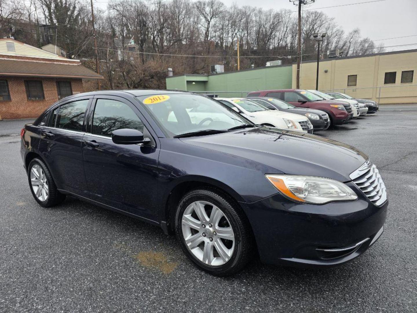 2012 BLUE CHRYSLER 200 TOURING (1C3CCBBB2CN) with an 2.4L engine, Automatic transmission, located at 117 North Cameron Street, Harrisburg, PA, 17101, (717) 963-8962, 40.266762, -76.875259 - WE FINANCE!!! Good Credit/ Challenged Credit/ No Credit - ALL Trade-Ins Welcomed!!! APPLY ONLINE or CALL us TODAY ;) Please call us to discuss your cash and/or financing options. - Photo#6