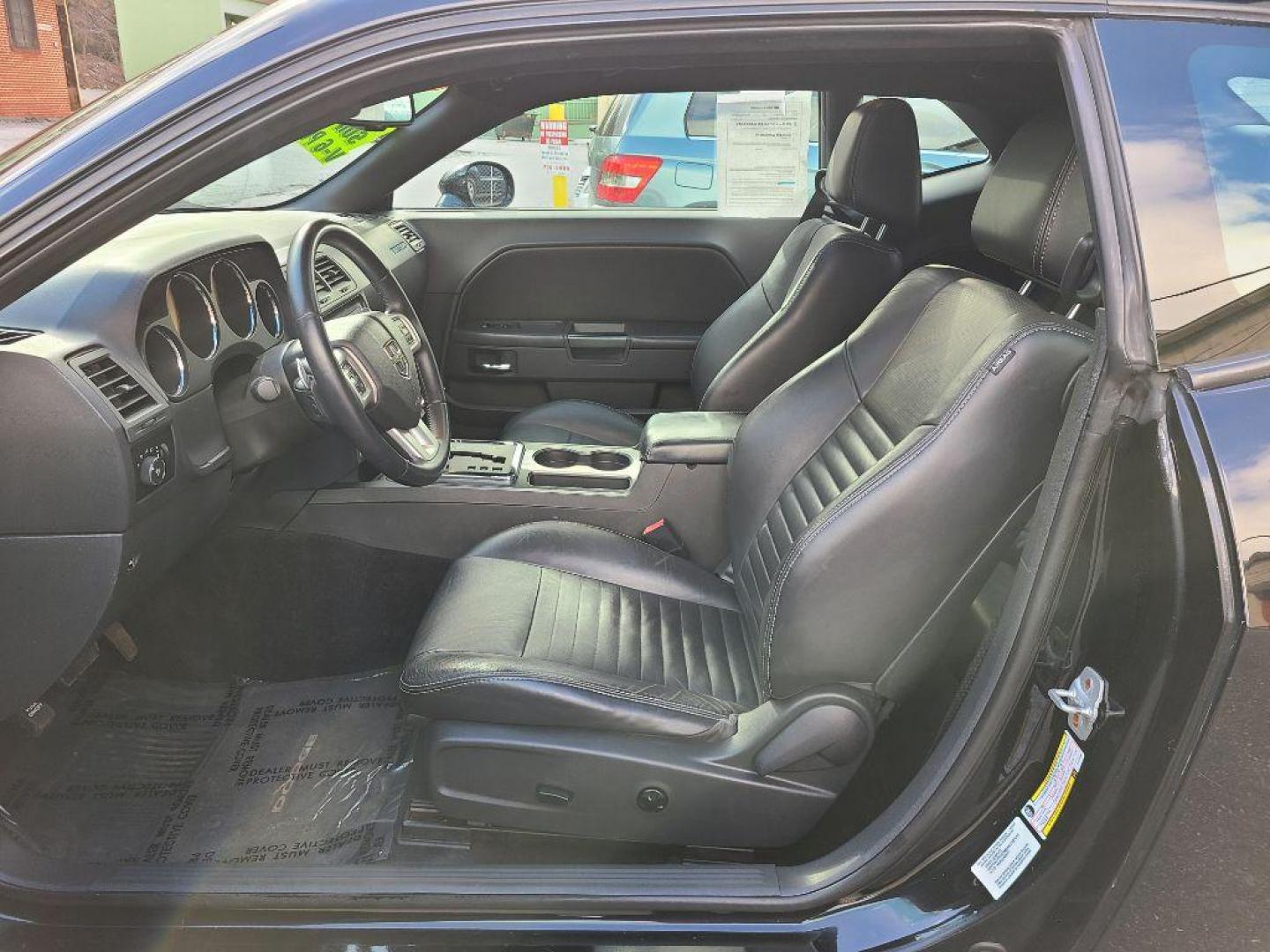 2012 BLACK DODGE CHALLENGER SXT Plus (2C3CDYAG9CH) with an 3.6L engine, Automatic transmission, located at 117 North Cameron Street, Harrisburg, PA, 17101, (717) 963-8962, 40.266762, -76.875259 - WE FINANCE!!! Good Credit/ Bad Credit/ No Credit - ALL Trade-Ins Welcomed!!! ***Guaranteed Credit Approval*** APPLY ONLINE or CALL us TODAY ;) Internet Prices and Marketplace Prices are SPECIAL discounted ***CASH DEALS*** Retail Prices are higher. Please call us to discuss your cash and finan - Photo#12