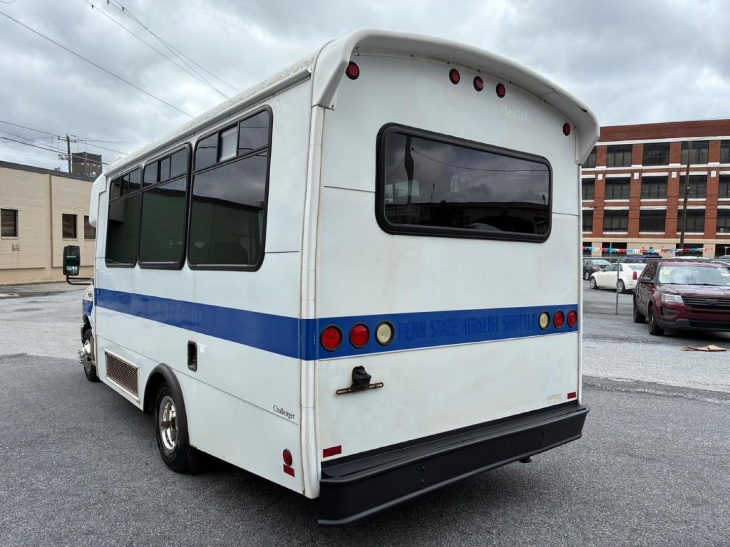 2012 WHITE FORD ECONOLINE E350 SUPER DUTY CUTAWAY VAN (1FDEE3FL7CD) with an 5.4L engine, Automatic transmission, located at 117 North Cameron Street, Harrisburg, PA, 17101, (717) 963-8962, 40.266762, -76.875259 - WE FINANCE!!! Good Credit/ Challenged Credit/ No Credit - ALL Trade-Ins Welcomed!!! APPLY ONLINE or CALL us TODAY ;) Please call us to discuss your cash and/or financing options. - Photo#2