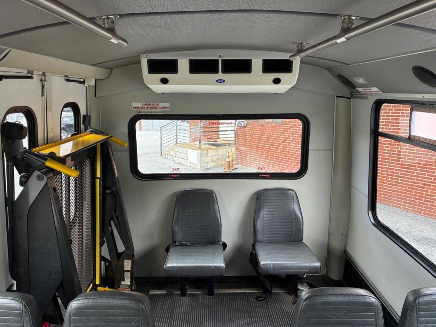 2012 WHITE FORD ECONOLINE E350 SUPER DUTY CUTAWAY VAN (1FDEE3FL7CD) with an 5.4L engine, Automatic transmission, located at 117 North Cameron Street, Harrisburg, PA, 17101, (717) 963-8962, 40.266762, -76.875259 - WE FINANCE!!! Good Credit/ Challenged Credit/ No Credit - ALL Trade-Ins Welcomed!!! APPLY ONLINE or CALL us TODAY ;) Please call us to discuss your cash and/or financing options. - Photo#8