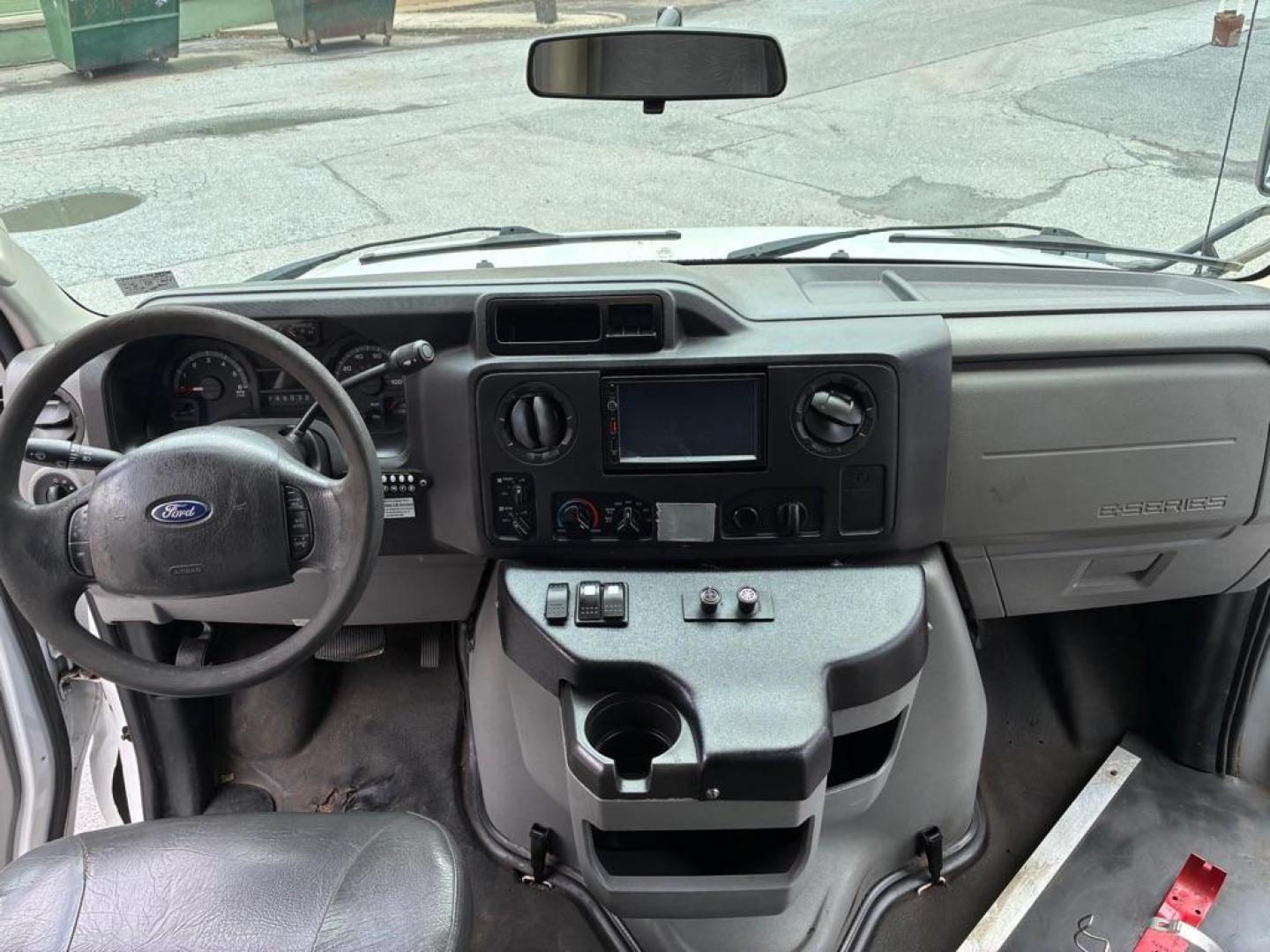 2012 WHITE FORD ECONOLINE E350 SUPER DUTY CUTAWAY VAN (1FDEE3FL7CD) with an 5.4L engine, Automatic transmission, located at 117 North Cameron Street, Harrisburg, PA, 17101, (717) 963-8962, 40.266762, -76.875259 - WE FINANCE!!! Good Credit/ Challenged Credit/ No Credit - ALL Trade-Ins Welcomed!!! APPLY ONLINE or CALL us TODAY ;) Please call us to discuss your cash and/or financing options. - Photo#12