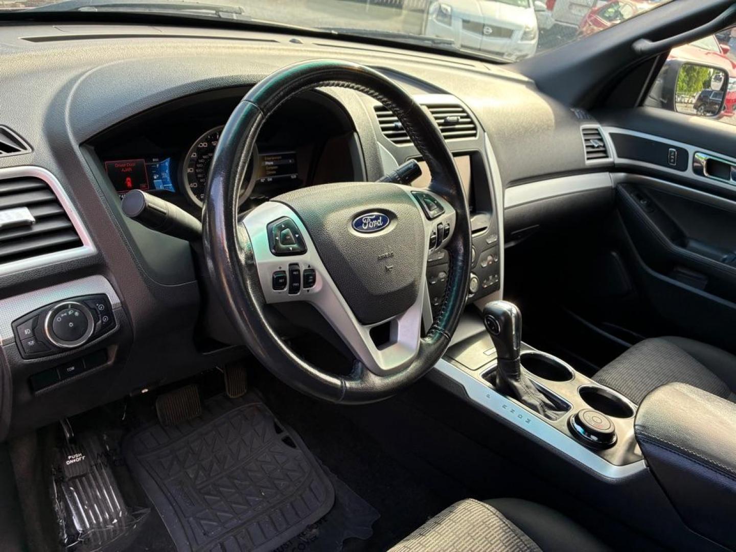 2012 BROWN FORD EXPLORER XLT (1FMHK8D89CG) with an 3.5L engine, Automatic transmission, located at 117 North Cameron Street, Harrisburg, PA, 17101, (717) 963-8962, 40.266762, -76.875259 - WE FINANCE!!! MOST vehicles are available for financing. Good Credit/ Challenged Credit/ No Credit - ALL Trade-Ins Welcomed!!! APPLY ONLINE or CALL us TODAY Please call us to discuss your cash and/or financing options. Thanks for checking our inventory! We're here to help.- Photo#15