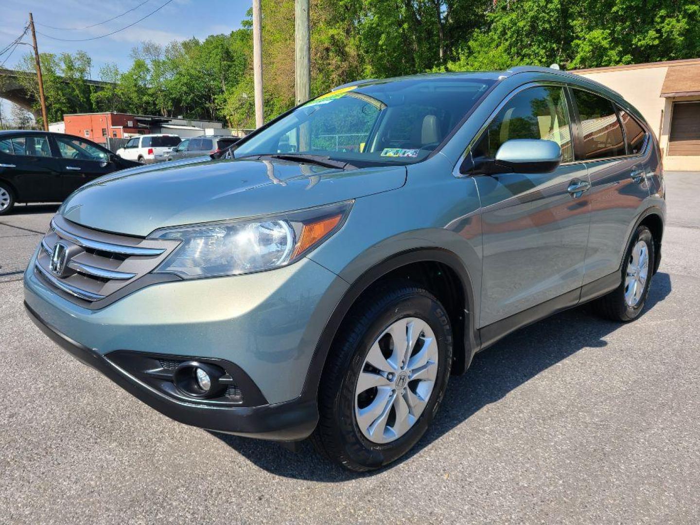 2012 GREEN HONDA CR-V EXL (JHLRM4H72CC) with an 2.4L engine, Automatic transmission, located at 117 North Cameron Street, Harrisburg, PA, 17101, (717) 963-8962, 40.266762, -76.875259 - WE FINANCE!!! Good Credit/ Bad Credit/ No Credit - ALL Trade-Ins Welcomed!!! ***Guaranteed Credit Approval*** APPLY ONLINE or CALL us TODAY ;) Internet Prices and Marketplace Prices are SPECIAL discounted ***CASH DEALS*** Retail Prices are higher. Please call us to discuss your cash and finan - Photo#0