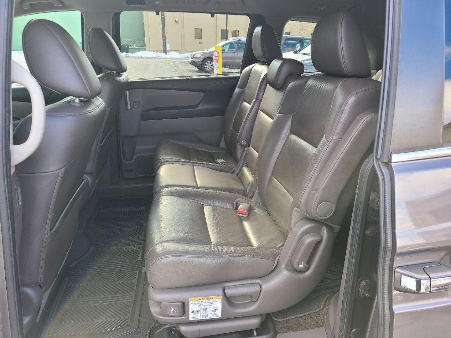 2012 GRAY HONDA ODYSSEY EXL (5FNRL5H6XCB) with an 3.5L engine, Automatic transmission, located at 7981 Paxton Street, Harrisburg, PA, 17111, (717) 561-2926, 40.261490, -76.749229 - WE FINANCE!!! Good Credit/ Bad Credit/ No Credit - ALL Trade-Ins Welcomed!!! ***Guaranteed Credit Approval*** APPLY ONLINE or CALL us TODAY ;) Internet Prices and Marketplace Prices are SPECIAL discounted ***CASH DEALS*** Retail Prices are higher. Please call us to discuss your cash and finan - Photo#15
