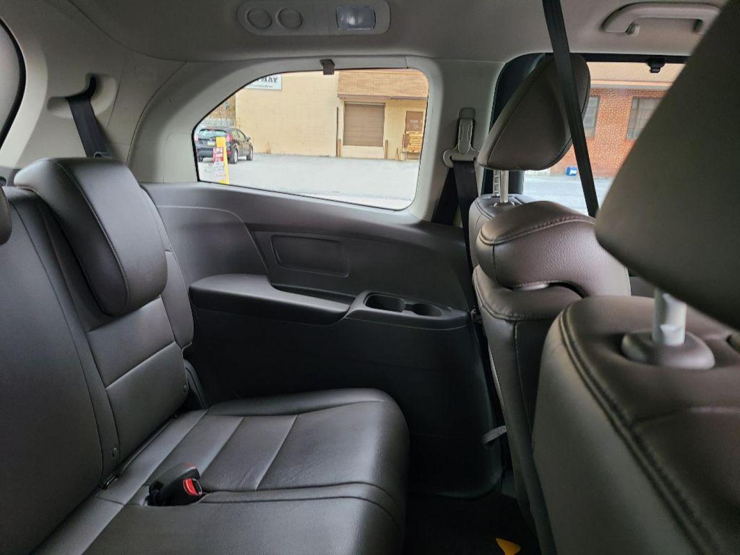2012 BLACK HONDA ODYSSEY EXL (5FNRL5H61CB) with an 3.5L engine, Automatic transmission, located at 117 North Cameron Street, Harrisburg, PA, 17101, (717) 963-8962, 40.266762, -76.875259 - WE FINANCE!!! Good Credit/ Bad Credit/ No Credit - ALL Trade-Ins Welcomed!!! ***Guaranteed Credit Approval*** APPLY ONLINE or CALL us TODAY ;) Internet Prices and Marketplace Prices are SPECIAL discounted ***CASH DEALS*** Retail Prices are higher. Please call us to discuss your cash and finan - Photo#9