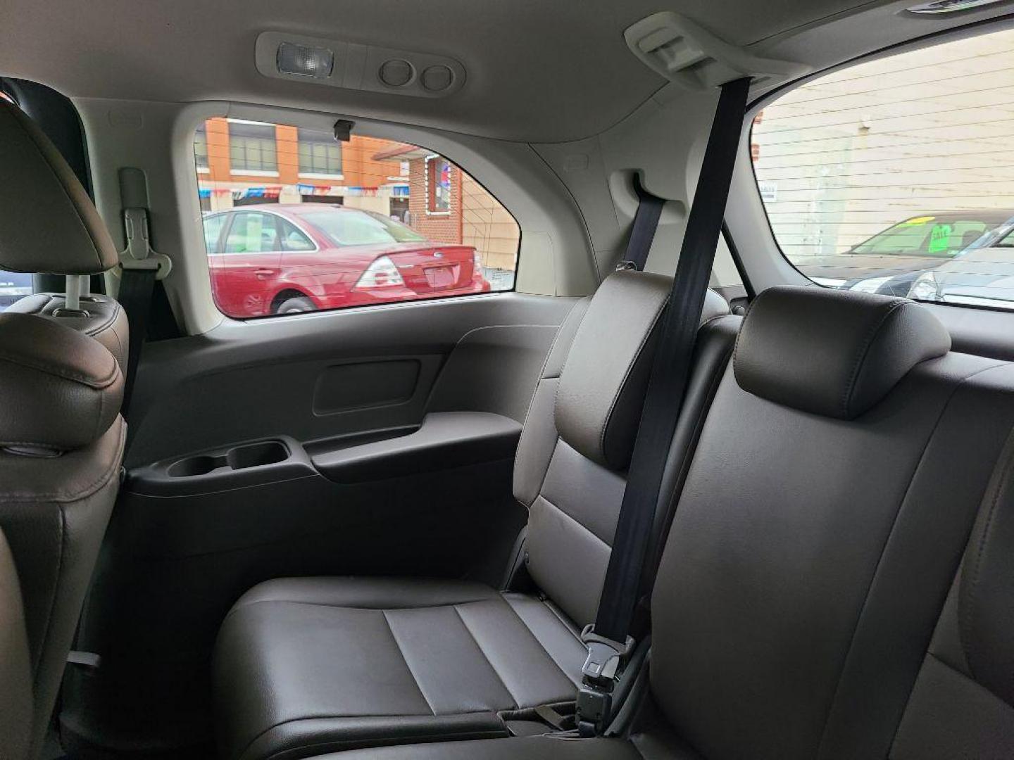2012 BLACK HONDA ODYSSEY EXL (5FNRL5H61CB) with an 3.5L engine, Automatic transmission, located at 117 North Cameron Street, Harrisburg, PA, 17101, (717) 963-8962, 40.266762, -76.875259 - WE FINANCE!!! Good Credit/ Bad Credit/ No Credit - ALL Trade-Ins Welcomed!!! ***Guaranteed Credit Approval*** APPLY ONLINE or CALL us TODAY ;) Internet Prices and Marketplace Prices are SPECIAL discounted ***CASH DEALS*** Retail Prices are higher. Please call us to discuss your cash and finan - Photo#14