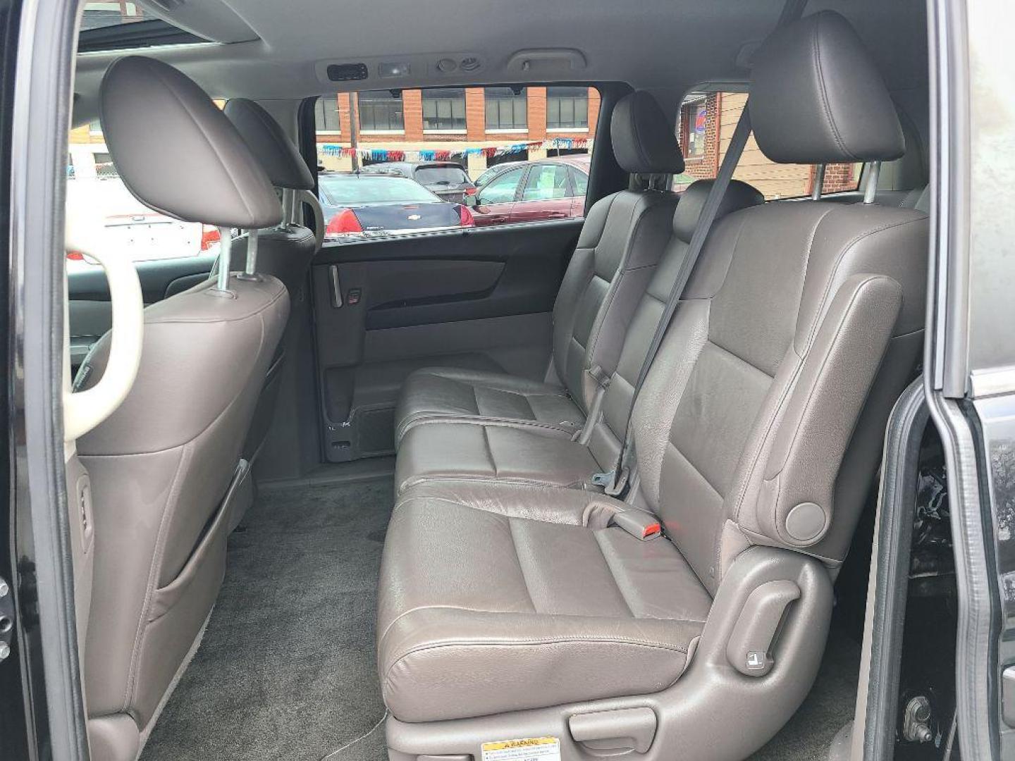 2012 BLACK HONDA ODYSSEY EXL (5FNRL5H61CB) with an 3.5L engine, Automatic transmission, located at 117 North Cameron Street, Harrisburg, PA, 17101, (717) 963-8962, 40.266762, -76.875259 - WE FINANCE!!! Good Credit/ Bad Credit/ No Credit - ALL Trade-Ins Welcomed!!! ***Guaranteed Credit Approval*** APPLY ONLINE or CALL us TODAY ;) Internet Prices and Marketplace Prices are SPECIAL discounted ***CASH DEALS*** Retail Prices are higher. Please call us to discuss your cash and finan - Photo#15