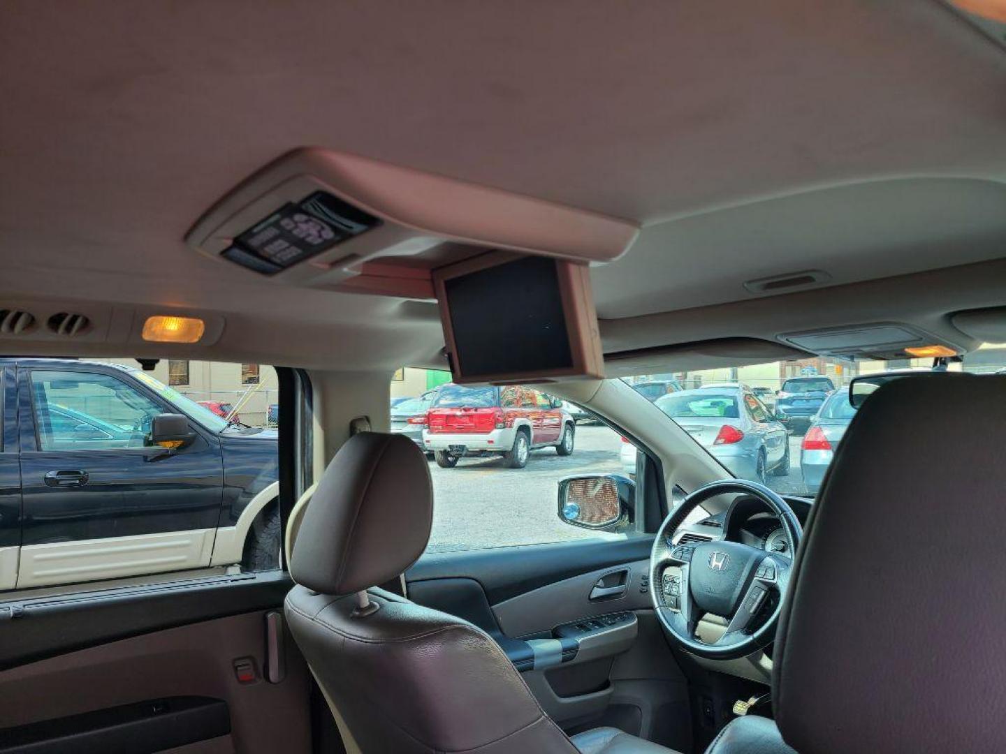 2012 GRAY HONDA ODYSSEY TOURING (5FNRL5H91CB) with an 3.5L engine, Automatic transmission, located at 117 North Cameron Street, Harrisburg, PA, 17101, (717) 963-8962, 40.266762, -76.875259 - WE FINANCE!!! Good Credit/ Bad Credit/ No Credit - ALL Trade-Ins Welcomed!!! ***Guaranteed Credit Approval*** APPLY ONLINE or CALL us TODAY ;) Internet Prices and Marketplace Prices are SPECIAL discounted ***CASH DEALS*** Retail Prices are higher. Please call us to discuss your cash and finan - Photo#10