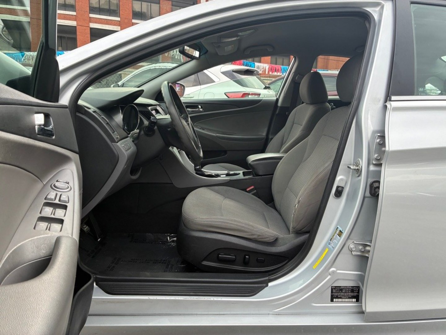 2012 SILVER HYUNDAI SONATA GLS (5NPEB4AC1CH) with an 2.4L engine, Automatic transmission, located at 117 North Cameron Street, Harrisburg, PA, 17101, (717) 963-8962, 40.266762, -76.875259 - WE FINANCE!!! MOST vehicles are available for financing. Good Credit/ Challenged Credit/ No Credit - ALL Trade-Ins Welcomed!!! APPLY ONLINE or CALL us TODAY Please call us to discuss your cash and/or financing options. Thanks for checking our inventory! We're here to help.- Photo#13