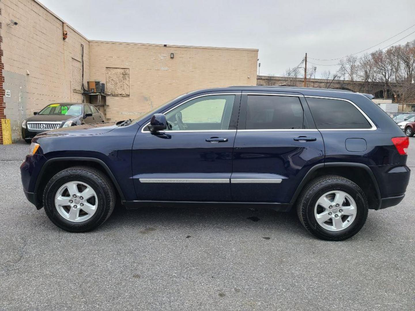 2012 BLUE JEEP GRAND CHEROKEE LAREDO (1C4RJEAG7CC) with an 3.6L engine, Automatic transmission, located at 7981 Paxton Street, Harrisburg, PA, 17111, (717) 561-2926, 40.261490, -76.749229 - WE FINANCE!!! Good Credit/ Bad Credit/ No Credit - ALL Trade-Ins Welcomed!!! ***Guaranteed Credit Approval*** APPLY ONLINE or CALL us TODAY ;) Internet Prices and Marketplace Prices are SPECIAL discounted ***CASH DEALS*** Retail Prices are higher. Please call us to discuss your cash and finan - Photo#1