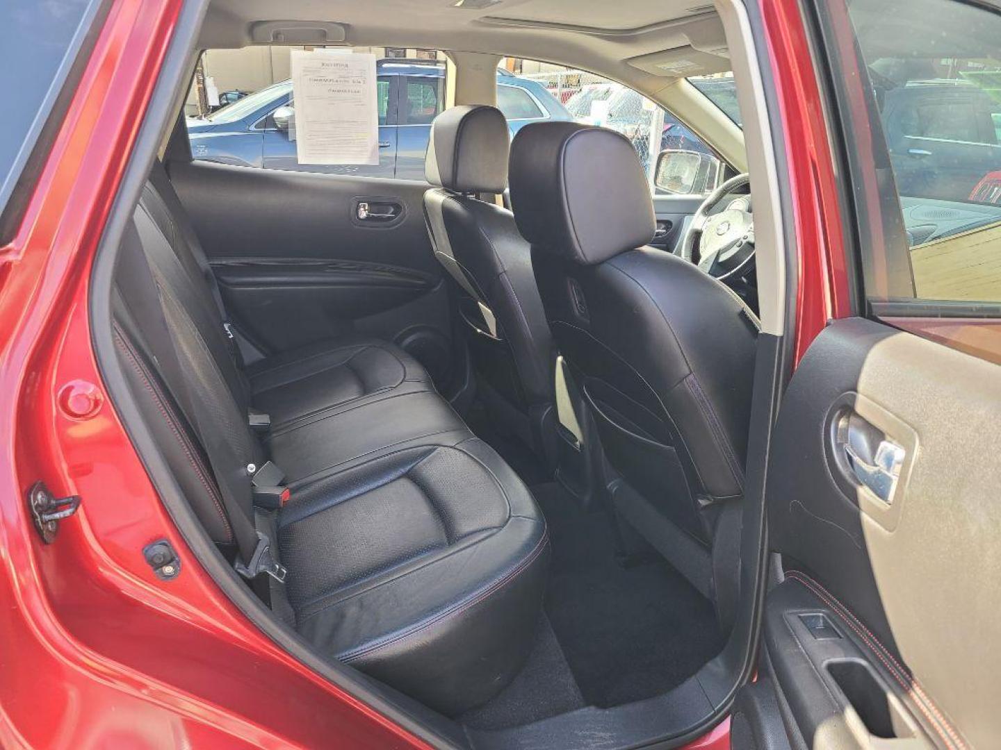 2012 RED NISSAN ROGUE SL (JN8AS5MV8CW) with an 2.5L engine, Continuously Variable transmission, located at 7981 Paxton Street, Harrisburg, PA, 17111, (717) 561-2926, 40.261490, -76.749229 - WE FINANCE!!! Good Credit/ Bad Credit/ No Credit - ALL Trade-Ins Welcomed!!! ***Guaranteed Credit Approval*** APPLY ONLINE or CALL us TODAY ;) Internet Prices and Marketplace Prices are SPECIAL discounted ***CASH DEALS*** Retail Prices are higher. Please call us to discuss your cash and finan - Photo#8