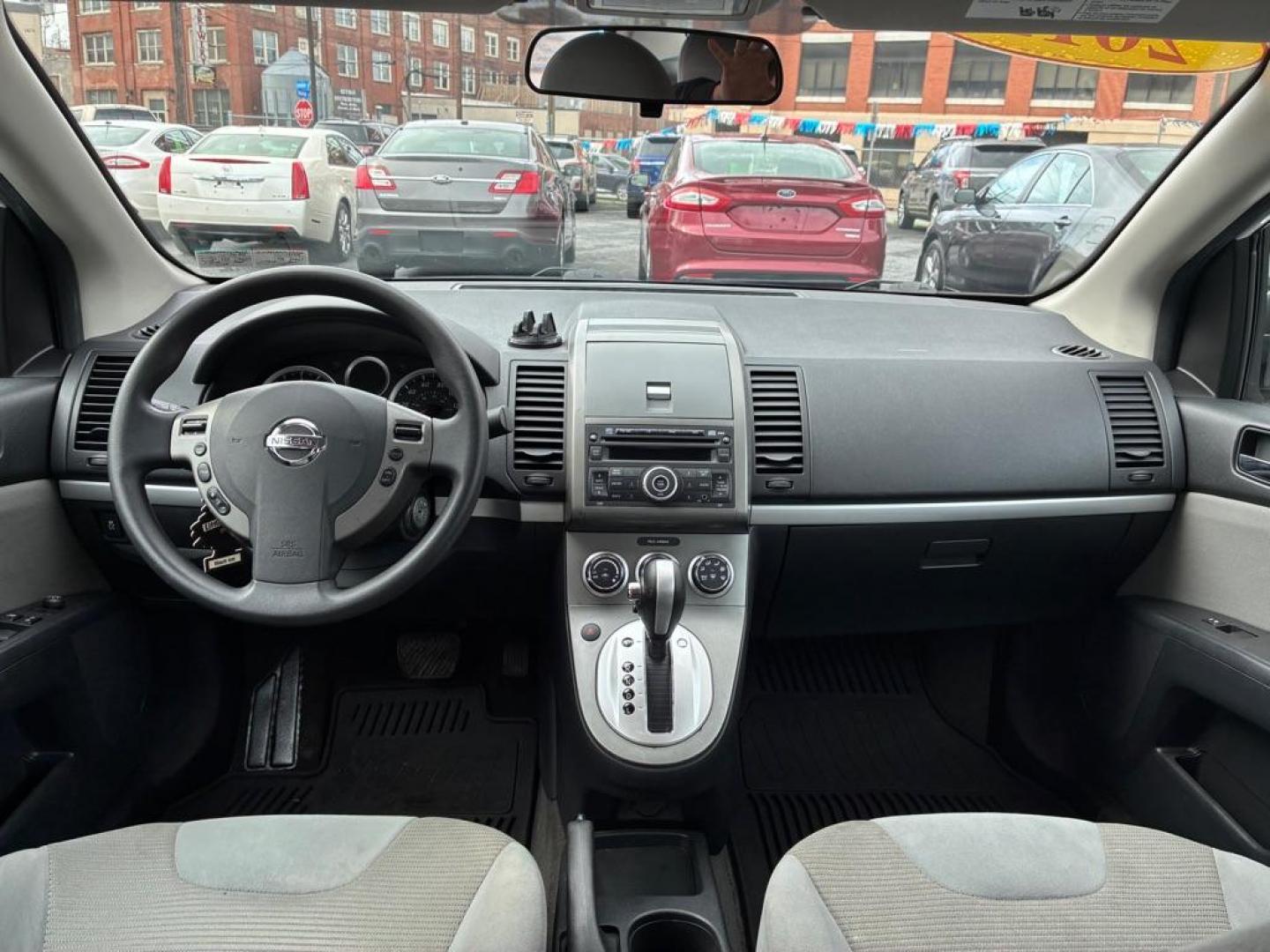 2012 WHITE NISSAN SENTRA SR 2.0 (3N1AB6AP1CL) with an 2.0L engine, Continuously Variable transmission, located at 117 North Cameron Street, Harrisburg, PA, 17101, (717) 963-8962, 40.266762, -76.875259 - WE FINANCE!!! Good Credit/ Challenged Credit/ No Credit - ALL Trade-Ins Welcomed!!! APPLY ONLINE or CALL us TODAY ;) Please call us to discuss your cash and/or financing options. - Photo#12