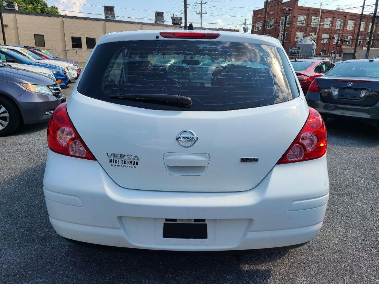 2012 WHITE NISSAN VERSA S (3N1BC1CP7CK) with an 1.8L engine, Continuously Variable transmission, located at 117 North Cameron Street, Harrisburg, PA, 17101, (717) 963-8962, 40.266762, -76.875259 - WE FINANCE!!! Good Credit/ Bad Credit/ No Credit - ALL Trade-Ins Welcomed!!! ***Guaranteed Credit Approval*** APPLY ONLINE or CALL us TODAY ;) Internet Prices and Marketplace Prices are SPECIAL discounted ***CASH DEALS*** Retail Prices are higher. Please call us to discuss your cash and finan - Photo#3