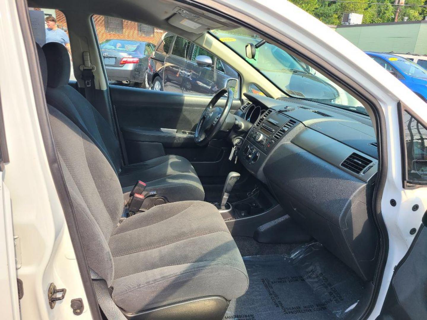 2012 WHITE NISSAN VERSA S (3N1BC1CP7CK) with an 1.8L engine, Continuously Variable transmission, located at 117 North Cameron Street, Harrisburg, PA, 17101, (717) 963-8962, 40.266762, -76.875259 - WE FINANCE!!! Good Credit/ Bad Credit/ No Credit - ALL Trade-Ins Welcomed!!! ***Guaranteed Credit Approval*** APPLY ONLINE or CALL us TODAY ;) Internet Prices and Marketplace Prices are SPECIAL discounted ***CASH DEALS*** Retail Prices are higher. Please call us to discuss your cash and finan - Photo#22