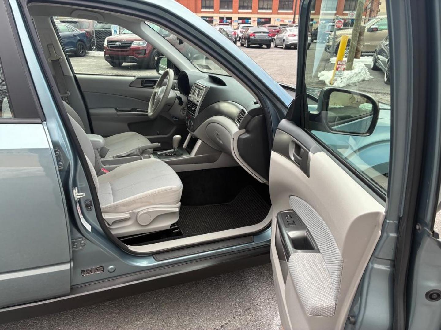 2012 GREEN SUBARU FORESTER 2.5X (JF2SHABC6CH) with an 2.5L engine, Automatic transmission, located at 117 North Cameron Street, Harrisburg, PA, 17101, (717) 963-8962, 40.266762, -76.875259 - WE FINANCE!!! Good Credit/ Challenged Credit/ No Credit - ALL Trade-Ins Welcomed!!! APPLY ONLINE or CALL us TODAY ;) Please call us to discuss your cash and/or financing options. - Photo#8