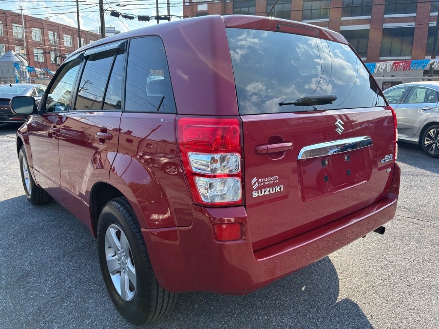 2012 RED SUZUKI GRAND VITARA PREMIUM (JS3TD0D64C4) with an 2.4L engine, Automatic transmission, located at 117 North Cameron Street, Harrisburg, PA, 17101, (717) 963-8962, 40.266762, -76.875259 - WE FINANCE!!! MOST vehicles are available for financing. Good Credit/ Challenged Credit/ No Credit - ALL Trade-Ins Welcomed!!! APPLY ONLINE or CALL us TODAY Please call us to discuss your cash and/or financing options. Thanks for checking our inventory! We're here to help.- Photo#2