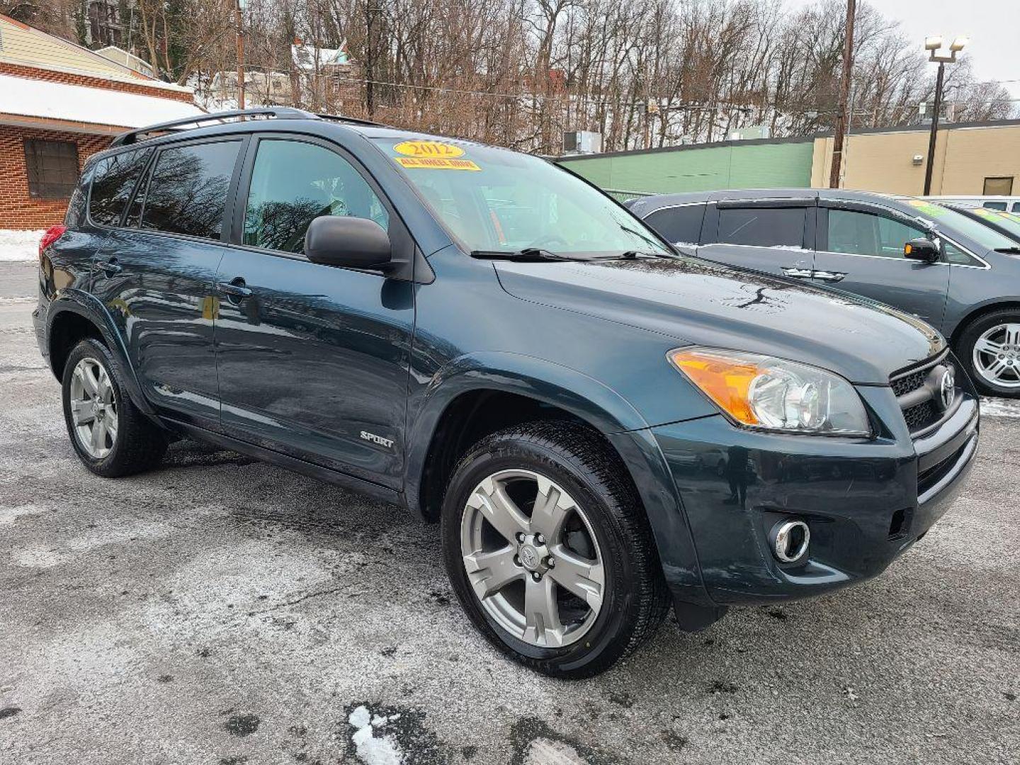 2012 BLACK TOYOTA RAV4 SPORT (2T3RF4DVXCW) with an 2.5L engine, Automatic transmission, located at 117 North Cameron Street, Harrisburg, PA, 17101, (717) 963-8962, 40.266762, -76.875259 - WE FINANCE!!! Good Credit/ Bad Credit/ No Credit - ALL Trade-Ins Welcomed!!! ***Guaranteed Credit Approval*** APPLY ONLINE or CALL us TODAY ;) Internet Prices and Marketplace Prices are SPECIAL discounted ***CASH DEALS*** Retail Prices are higher. Please call us to discuss your cash and finan - Photo#6