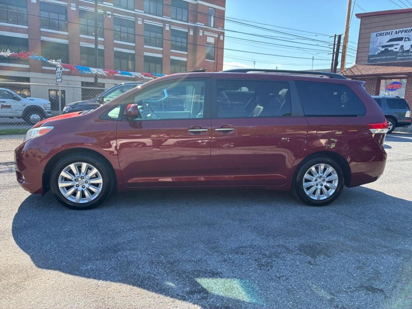 2012 RED TOYOTA SIENNA limited (5TDDK3DC2CS) with an 3.5L engine, Automatic transmission, located at 117 North Cameron Street, Harrisburg, PA, 17101, (717) 963-8962, 40.266762, -76.875259 - WE FINANCE!!! MOST vehicles are available for financing. Good Credit/ Challenged Credit/ No Credit - ALL Trade-Ins Welcomed!!! APPLY ONLINE or CALL us TODAY Please call us to discuss your cash and/or financing options. Thanks for checking our inventory! We're here to help. - Photo#1