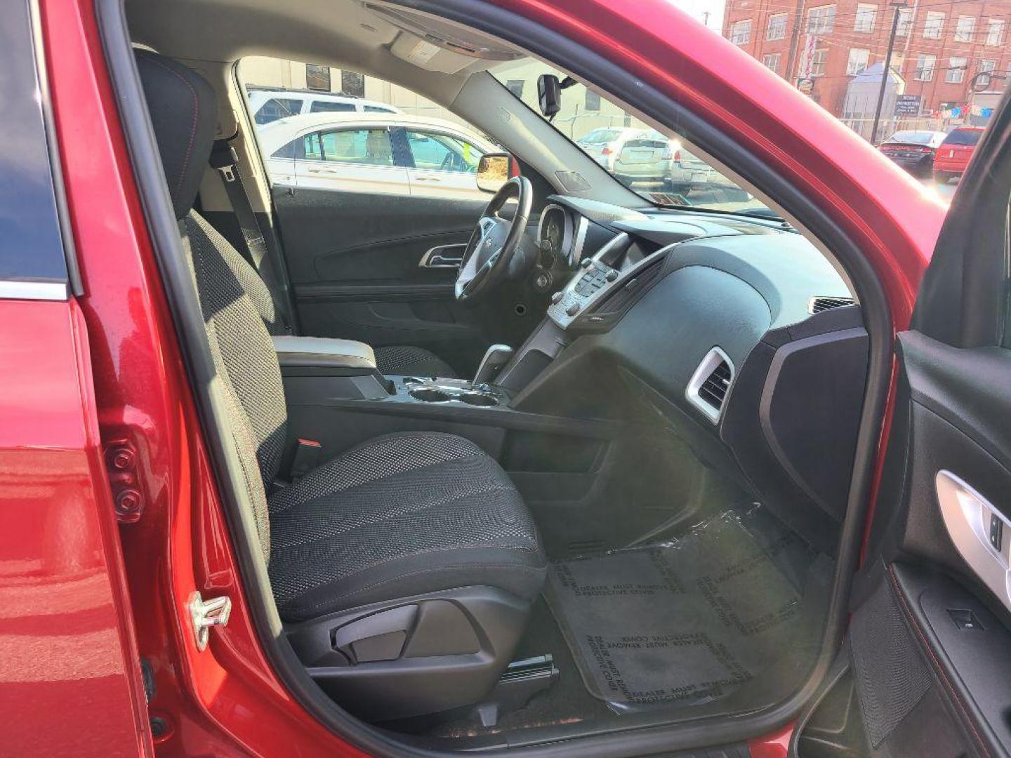 2013 RED CHEVROLET EQUINOX LT (1GNFLEEKXDZ) with an 2.4L engine, Automatic transmission, located at 117 North Cameron Street, Harrisburg, PA, 17101, (717) 963-8962, 40.266762, -76.875259 - WE FINANCE!!! Good Credit/ Bad Credit/ No Credit - ALL Trade-Ins Welcomed!!! ***Guaranteed Credit Approval*** APPLY ONLINE or CALL us TODAY ;) Internet Prices and Marketplace Prices are SPECIAL discounted ***CASH DEALS*** Retail Prices are higher. Please call us to discuss your cash and finan - Photo#10