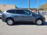 2013 GRAY CHEVROLET TRAVERSE LS (1GNKVFED0DJ) with an 3.6L engine, Automatic transmission, located at 117 North Cameron Street, Harrisburg, PA, 17101, (717) 963-8962, 40.266762, -76.875259 - WE FINANCE!!! Good Credit/ Bad Credit/ No Credit - ALL Trade-Ins Welcomed!!! ***Guaranteed Credit Approval*** APPLY ONLINE or CALL us TODAY ;) Internet Prices and Marketplace Prices are SPECIAL discounted ***CASH DEALS*** Retail Prices are higher. Please call us to discuss your cash and finan - Photo#5