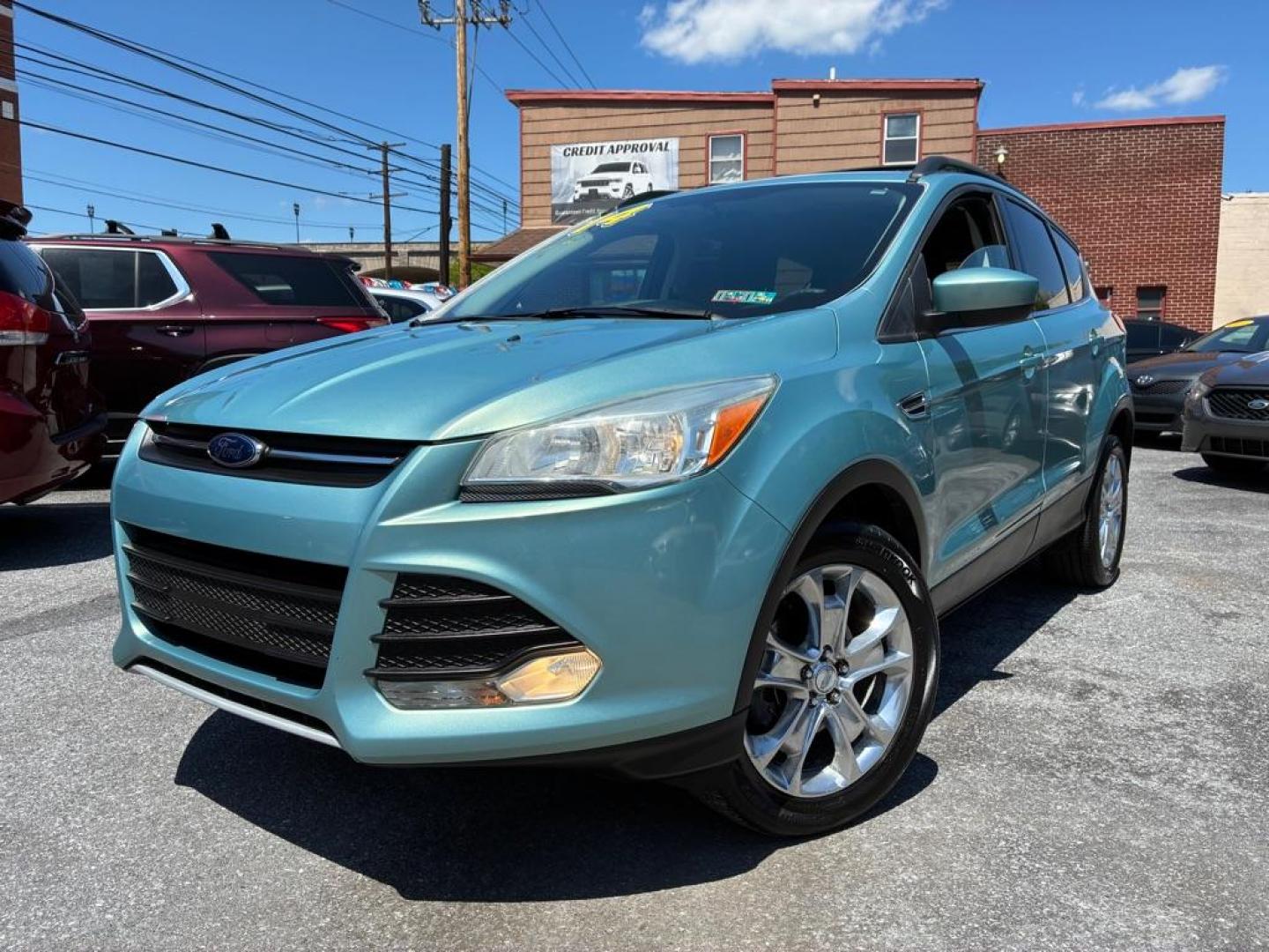 2013 GREEN FORD ESCAPE SE (1FMCU0GX1DU) with an 1.6L engine, Automatic transmission, located at 117 North Cameron Street, Harrisburg, PA, 17101, (717) 963-8962, 40.266762, -76.875259 - WE FINANCE!!! MOST vehicles are available for financing. Good Credit/ Challenged Credit/ No Credit - ALL Trade-Ins Welcomed!!! APPLY ONLINE or CALL us TODAY Please call us to discuss your cash and/or financing options. Thanks for checking our inventory! We're here to help. - Photo#0