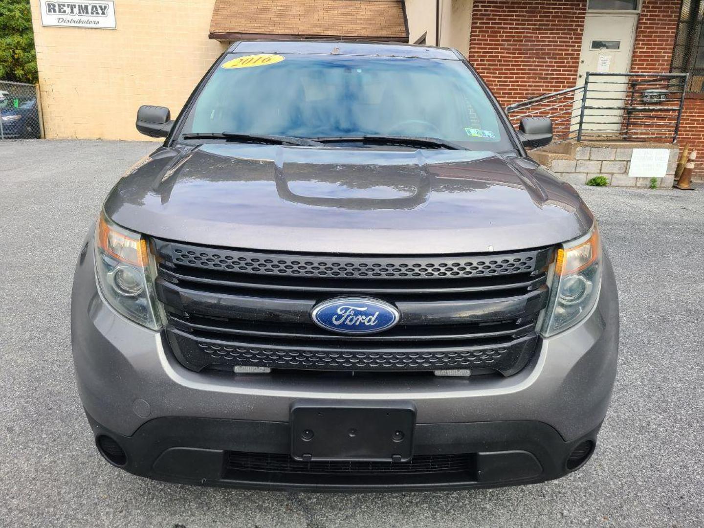 2013 GRAY FORD EXPLORER POLICE INTERCEPTOR (1FM5K8AR8DG) with an 3.7L engine, Automatic transmission, located at 117 North Cameron Street, Harrisburg, PA, 17101, (717) 963-8962, 40.266762, -76.875259 - WE FINANCE!!! Good Credit/ Bad Credit/ No Credit - ALL Trade-Ins Welcomed!!! ***Guaranteed Credit Approval*** APPLY ONLINE or CALL us TODAY ;) Please call us to discuss your cash and financing options. - Photo#7