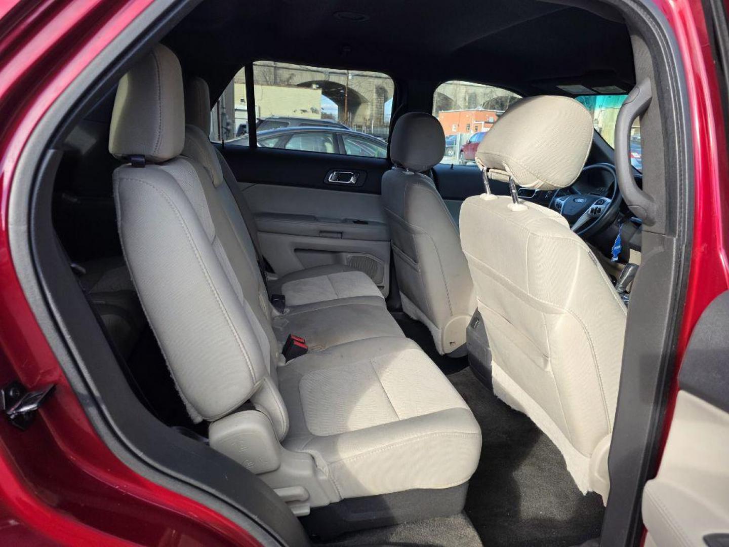 2013 RED FORD EXPLORER BASE (1FM5K7B9XDG) with an 2.0L engine, Automatic transmission, located at 117 North Cameron Street, Harrisburg, PA, 17101, (717) 963-8962, 40.266762, -76.875259 - WE FINANCE!!! Good Credit/ Bad Credit/ No Credit - ALL Trade-Ins Welcomed!!! ***Guaranteed Credit Approval*** APPLY ONLINE or CALL us TODAY ;) Please call us to discuss your cash and financing options. - Photo#11