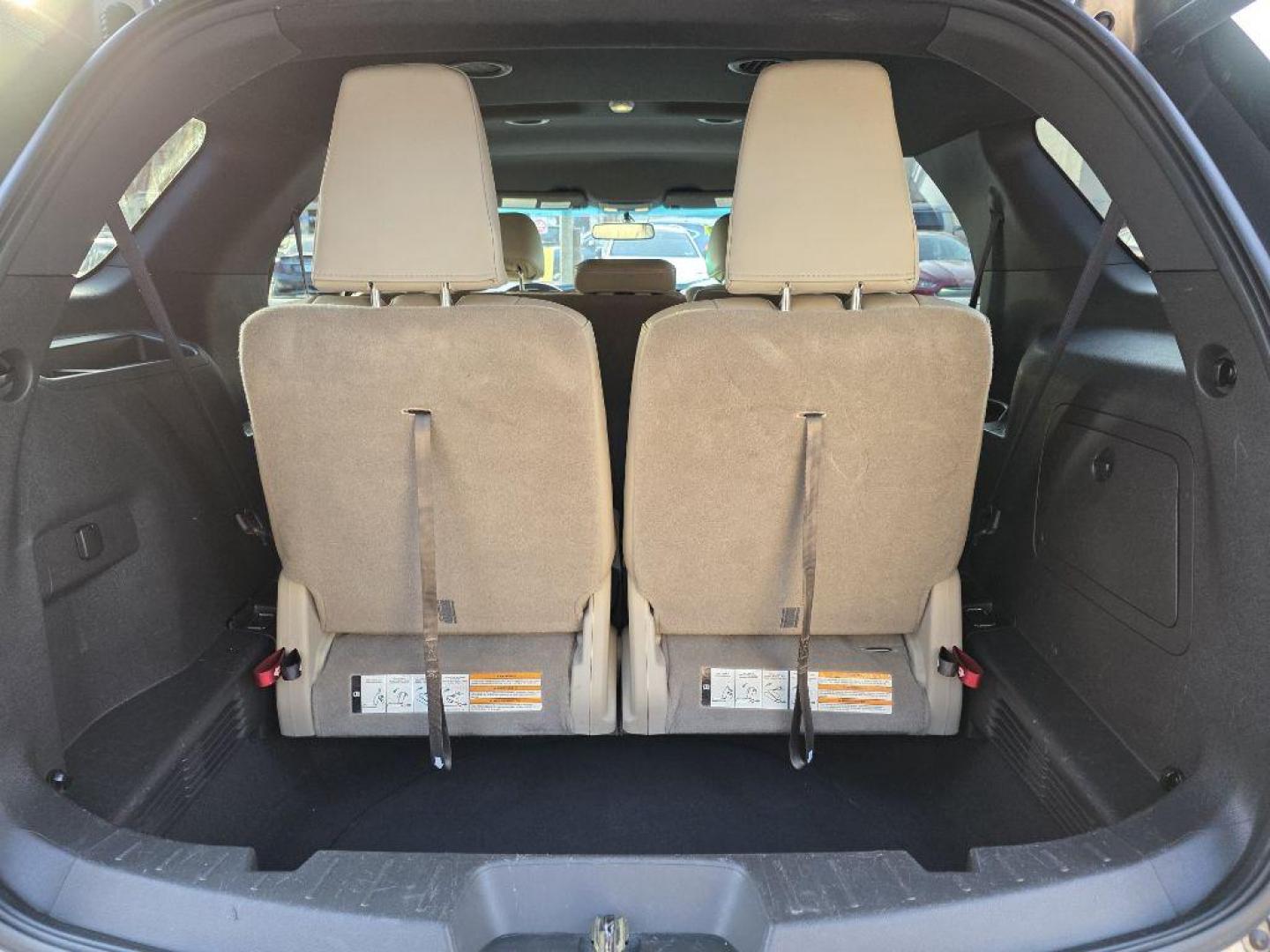 2013 GRAY FORD EXPLORER XLT (1FM5K8D87DG) with an 3.5L engine, Automatic transmission, located at 117 North Cameron Street, Harrisburg, PA, 17101, (717) 963-8962, 40.266762, -76.875259 - WE FINANCE!!! Good Credit/ Bad Credit/ No Credit - ALL Trade-Ins Welcomed!!! ***Guaranteed Credit Approval*** APPLY ONLINE or CALL us TODAY ;) Please call us to discuss your cash and financing options. - Photo#12